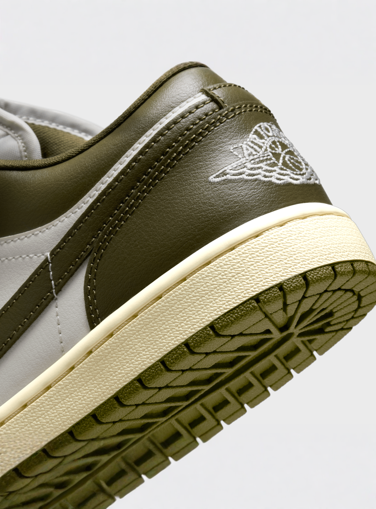 Jordan, WMNS Air Jordan 1 Low, green, Image 8 of 8