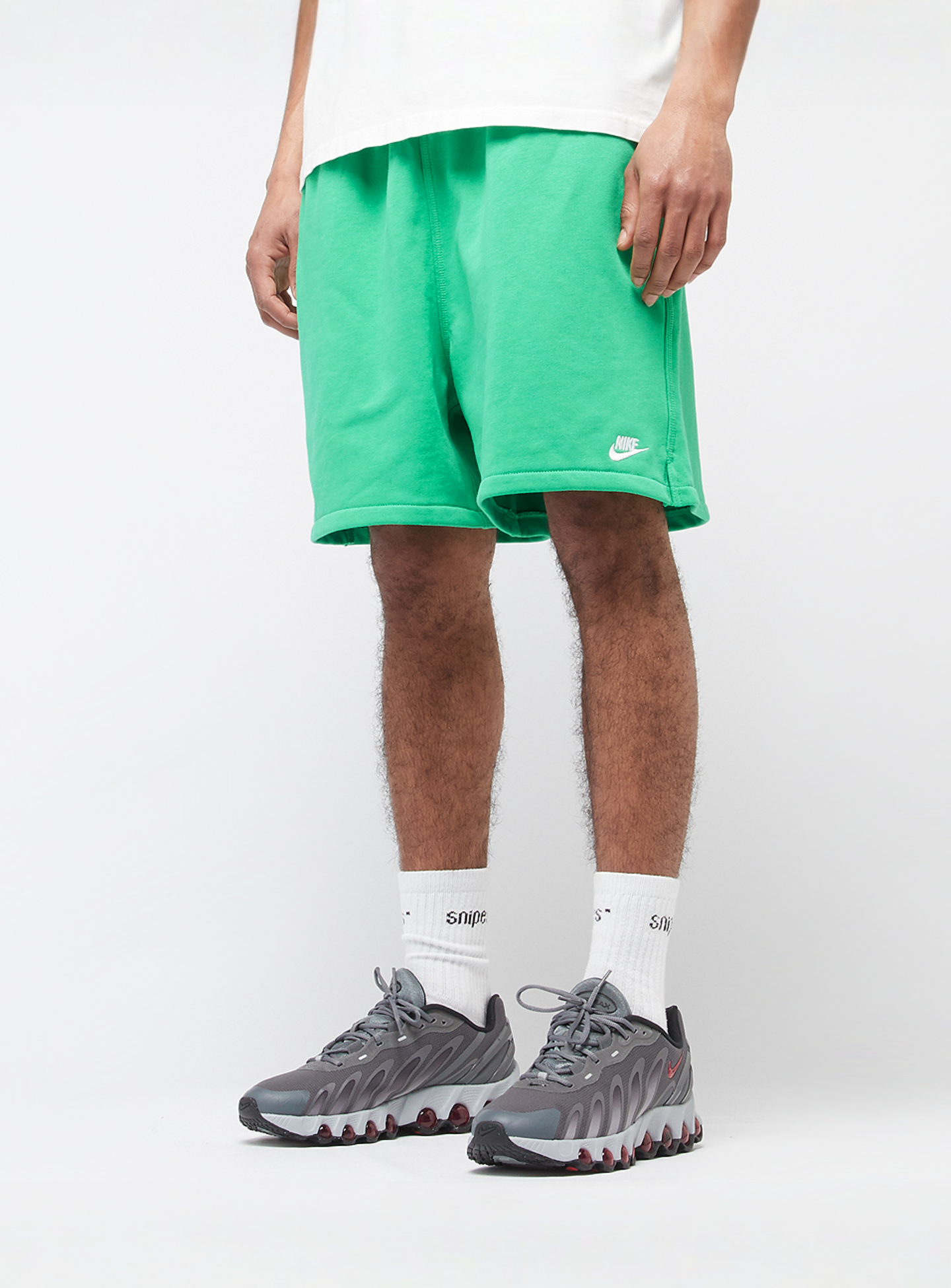 Nike, Club Flow French-Terry Shorts, green, Image 1 of 5