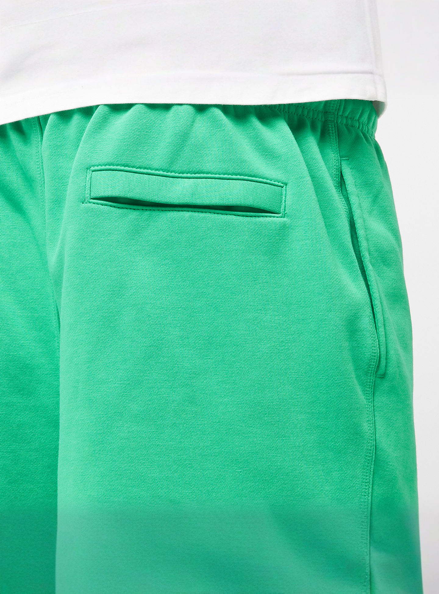 Nike, Club Flow French-Terry Shorts, green, Image 4 of 5
