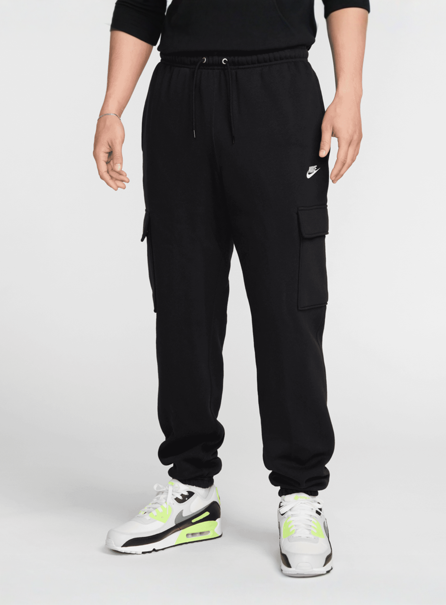 Nike, Sportswear Club Basketball Cargo Pant, black, Image 1 of 7