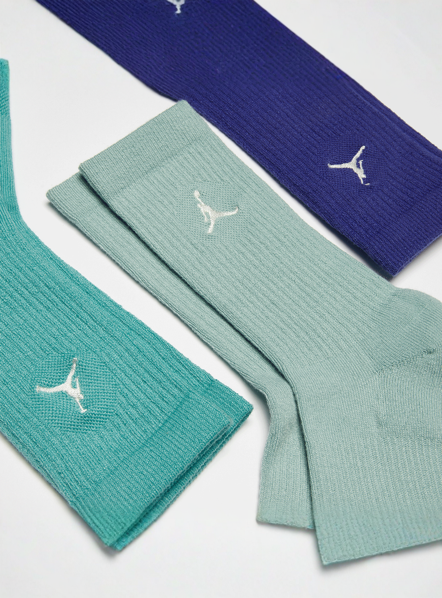 Jordan, 3 PACK - Everyday Max Crew Socks, blue, Image 2 of 2