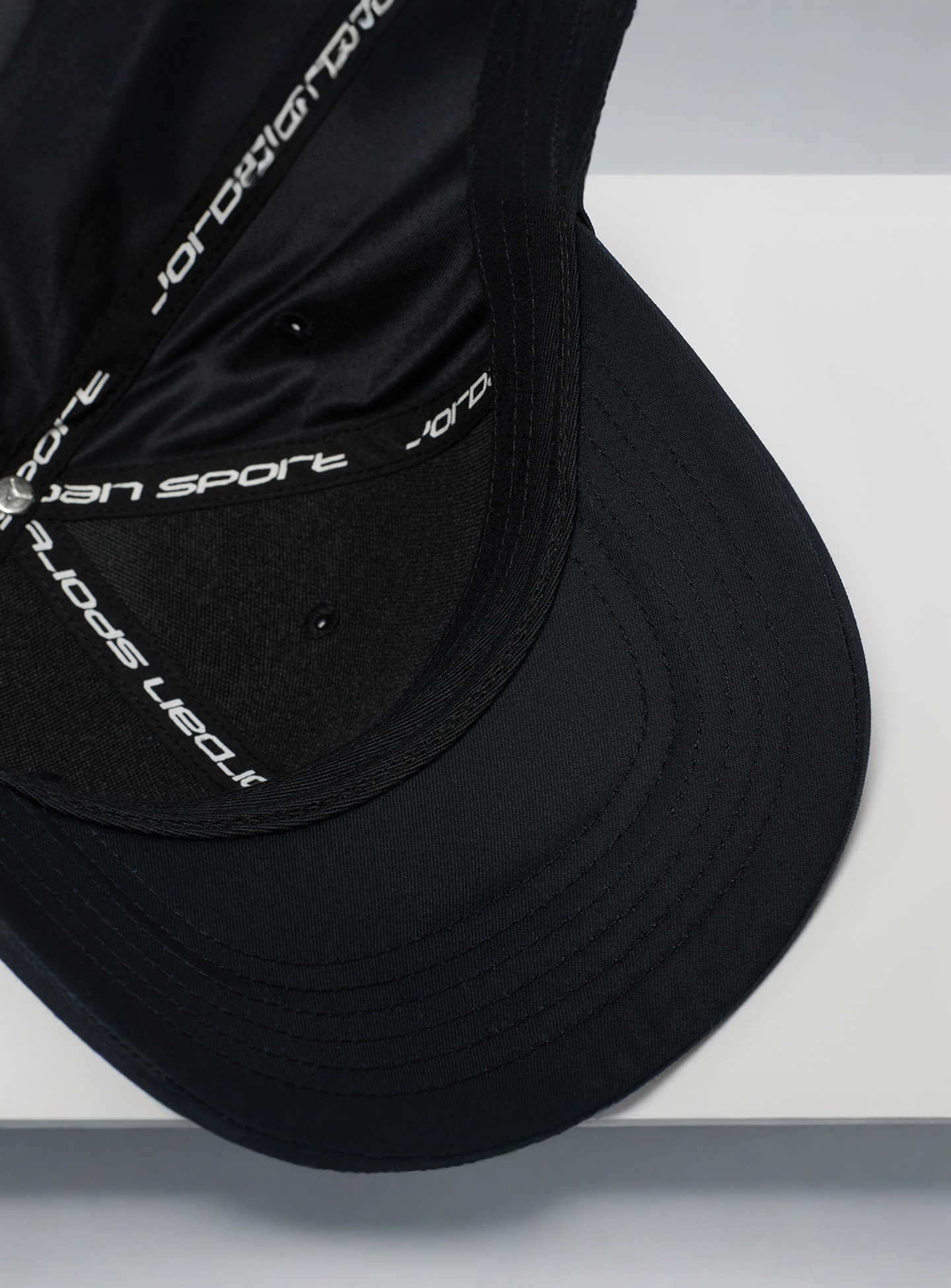 Jordan, Rise Cap Structured Curved Bill, black, Image 4 of 4