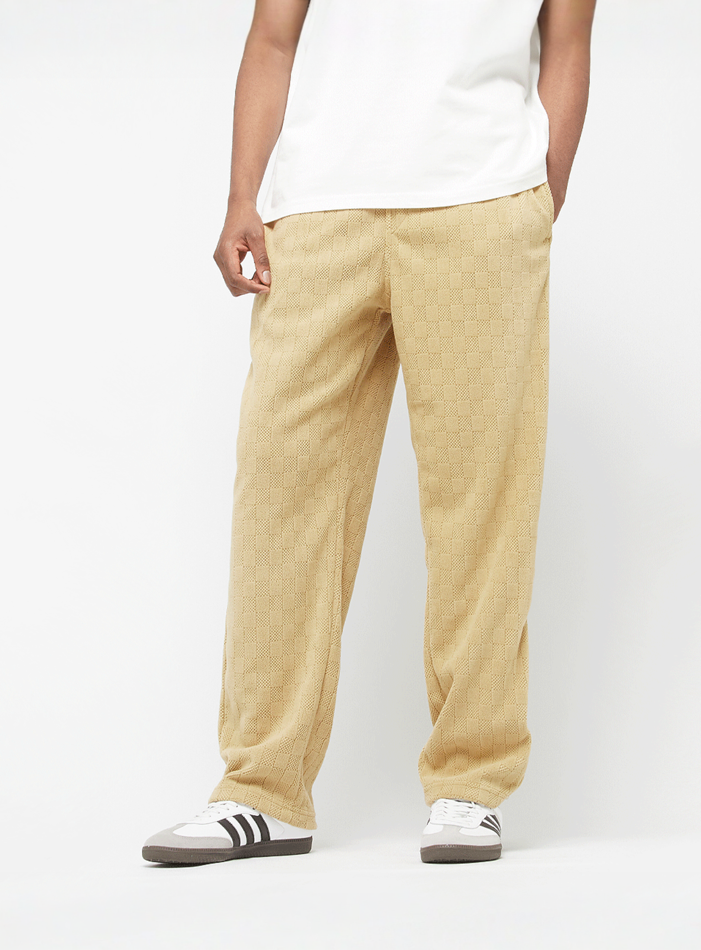 Urban Classics, Jacquard Velvet Wide Sweatpants, beige, Image 1 of 4
