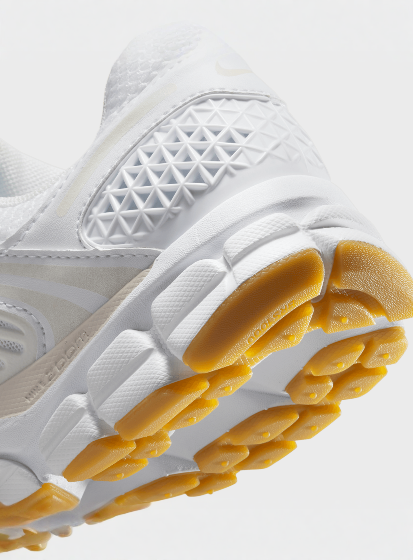 Nike, Zoom Vomero 5, white, Image 8 of 9