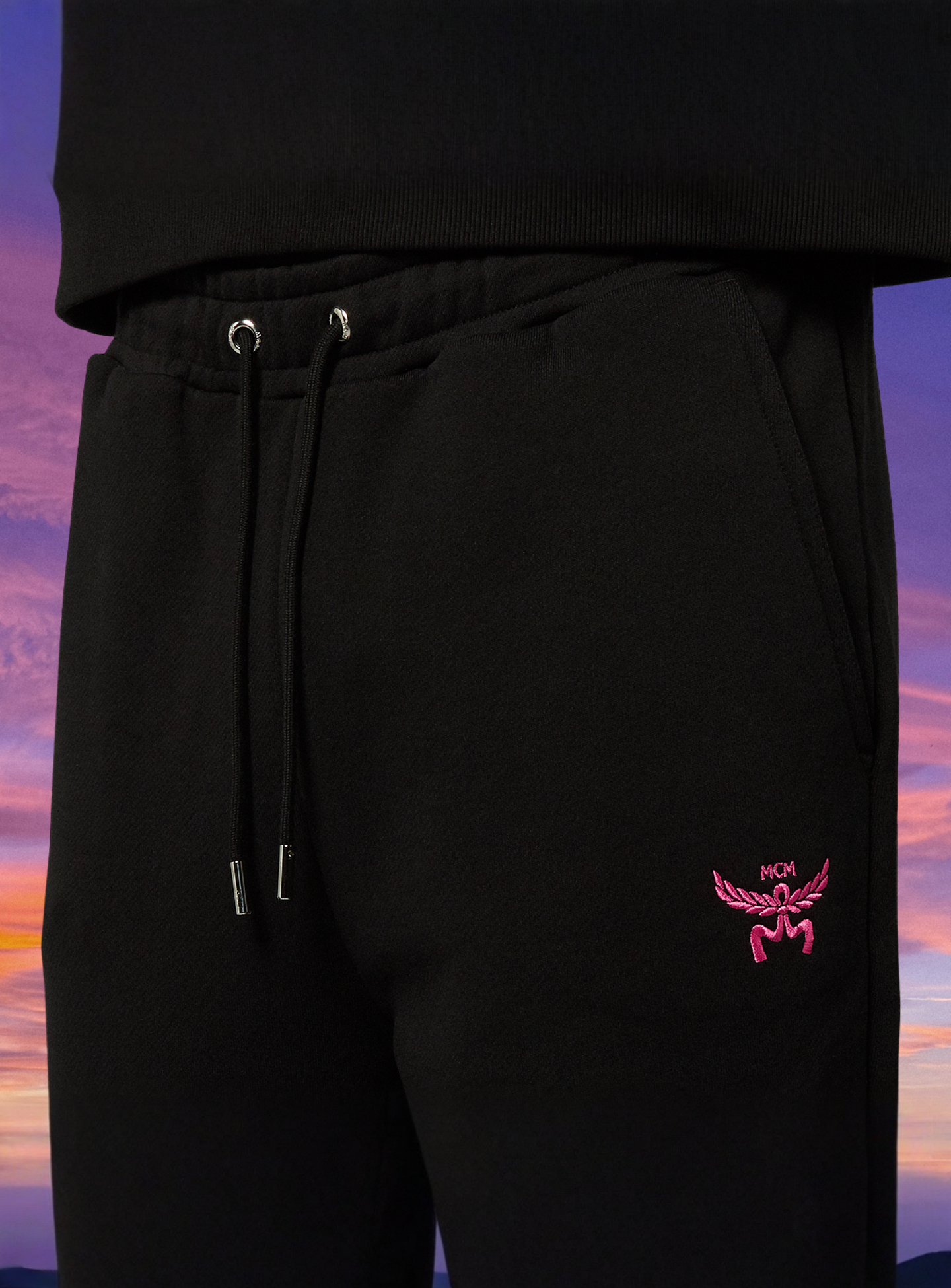 MCM x SNIPES, Miami Jogger, black, Image 3 of 5