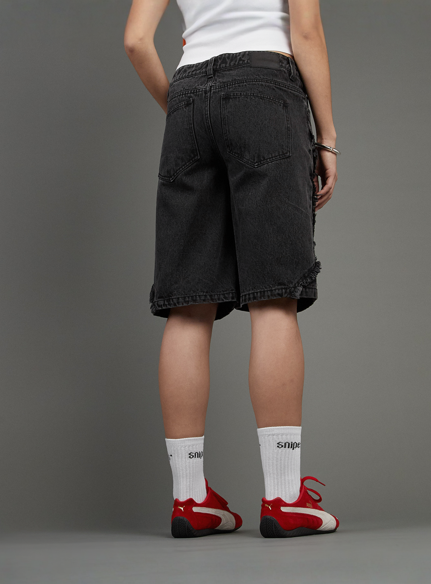 SNIPES, S Cube Inside Out Baggy Denim Shorts, black, Image 2 of 7