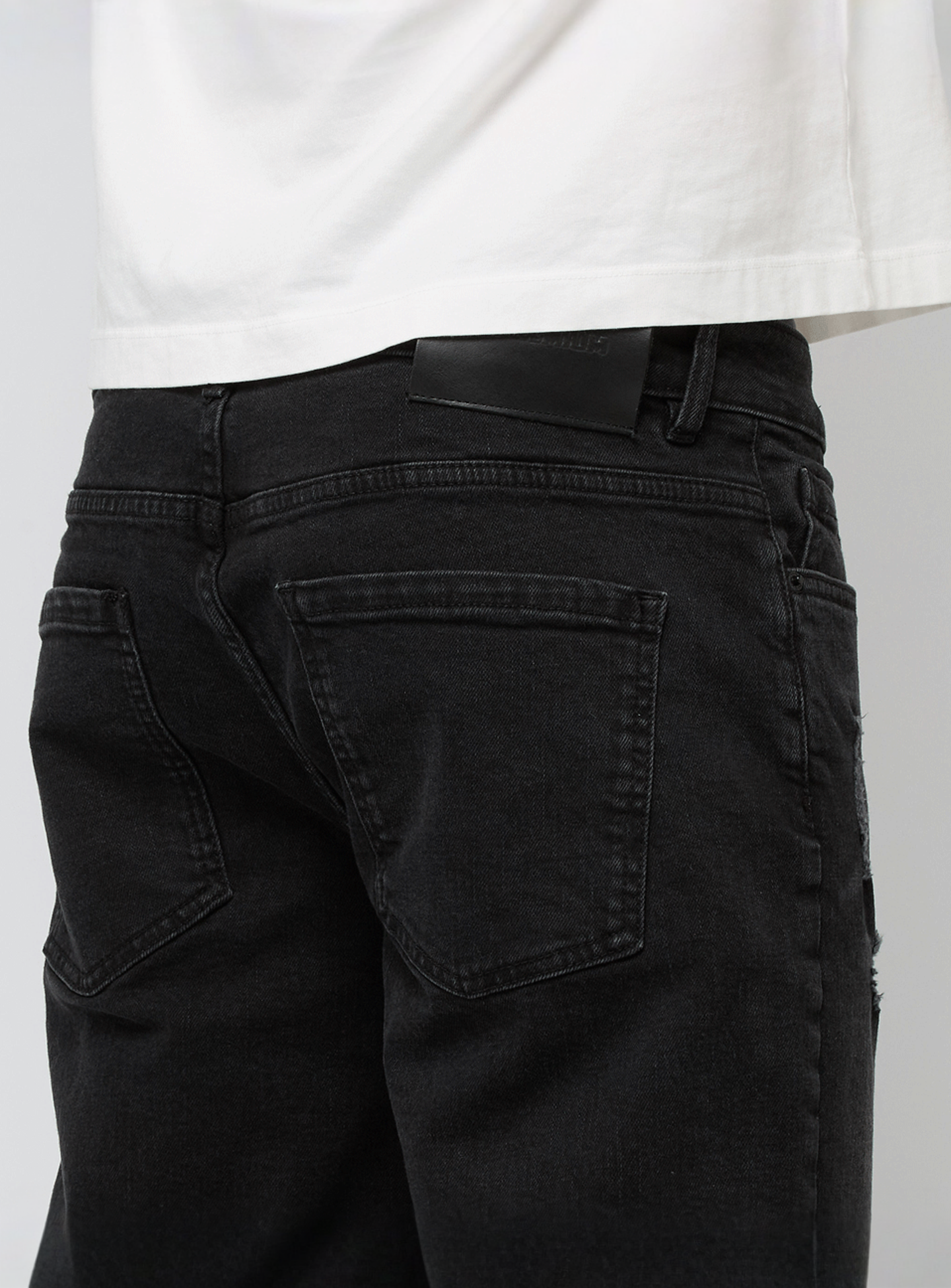 2Y STUDIOS, Leonardo Ripped Slim Fit Shorts, black, Image 4 of 5