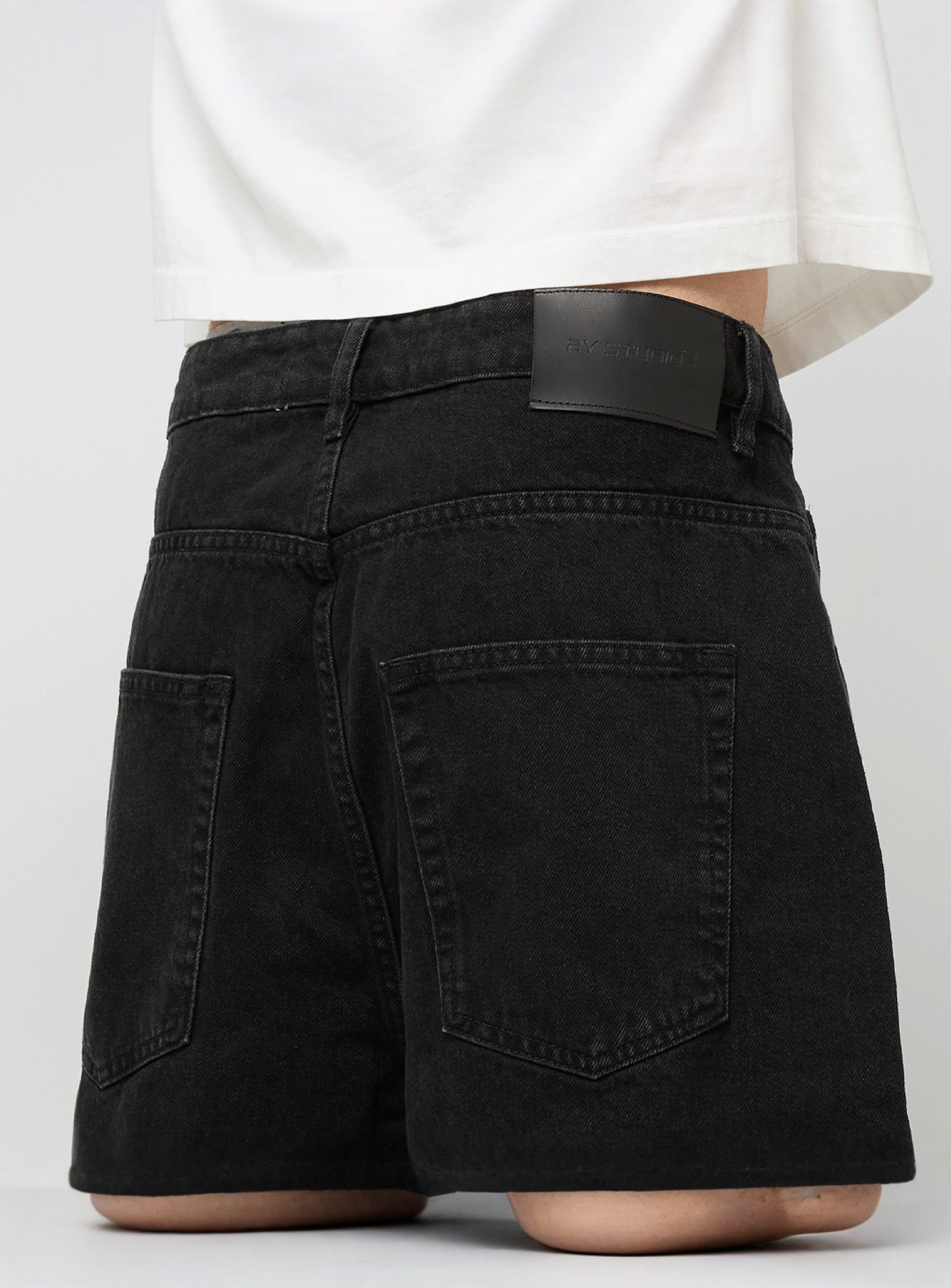 2Y STUDIOS, Joran Open Hem Baggy Shorts, black, Image 4 of 5