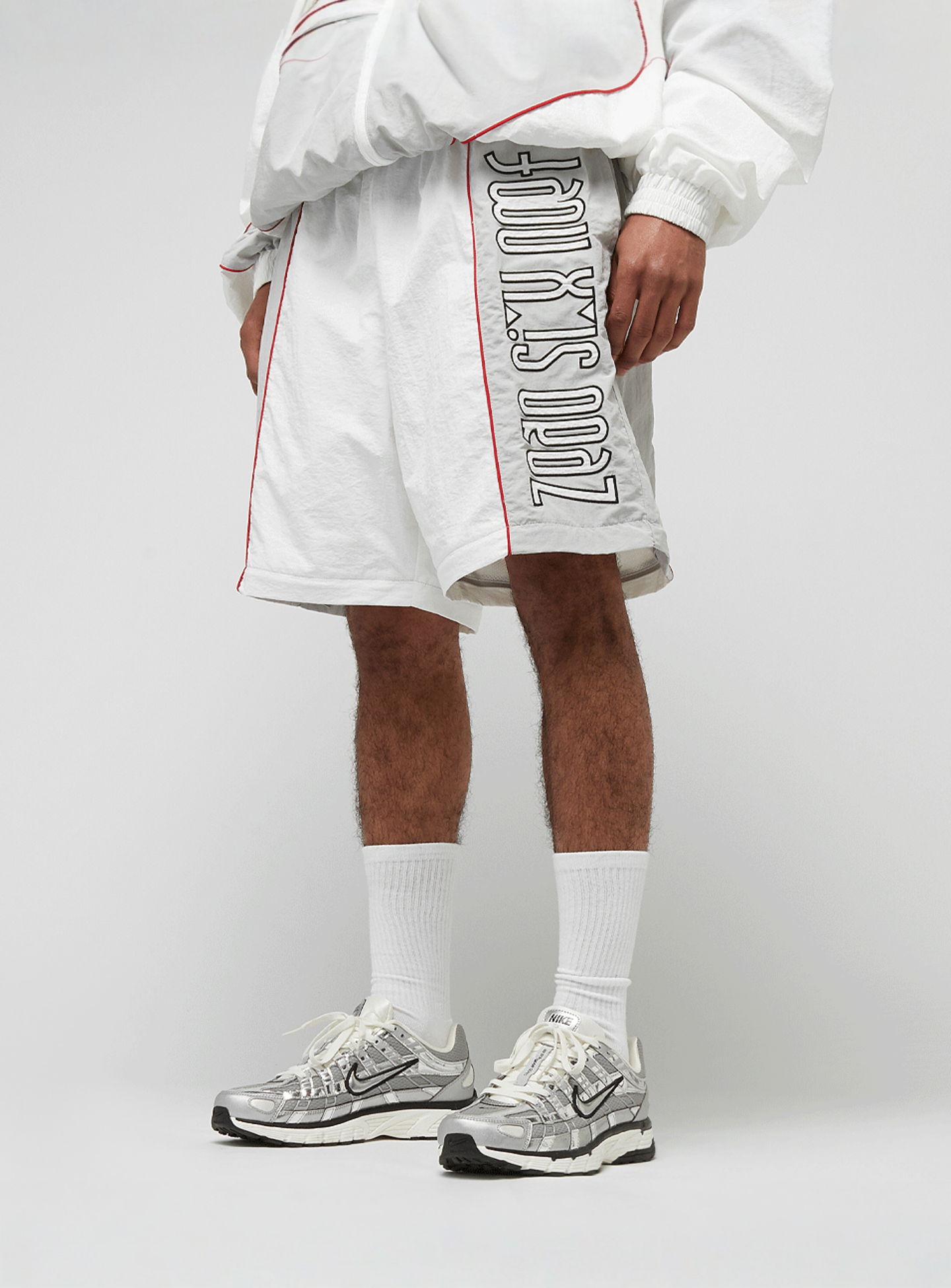 zəяo si:x nœf, Primary Logo Oversized Straight Leg Color Block Trackpants, white, Image 7 of 9