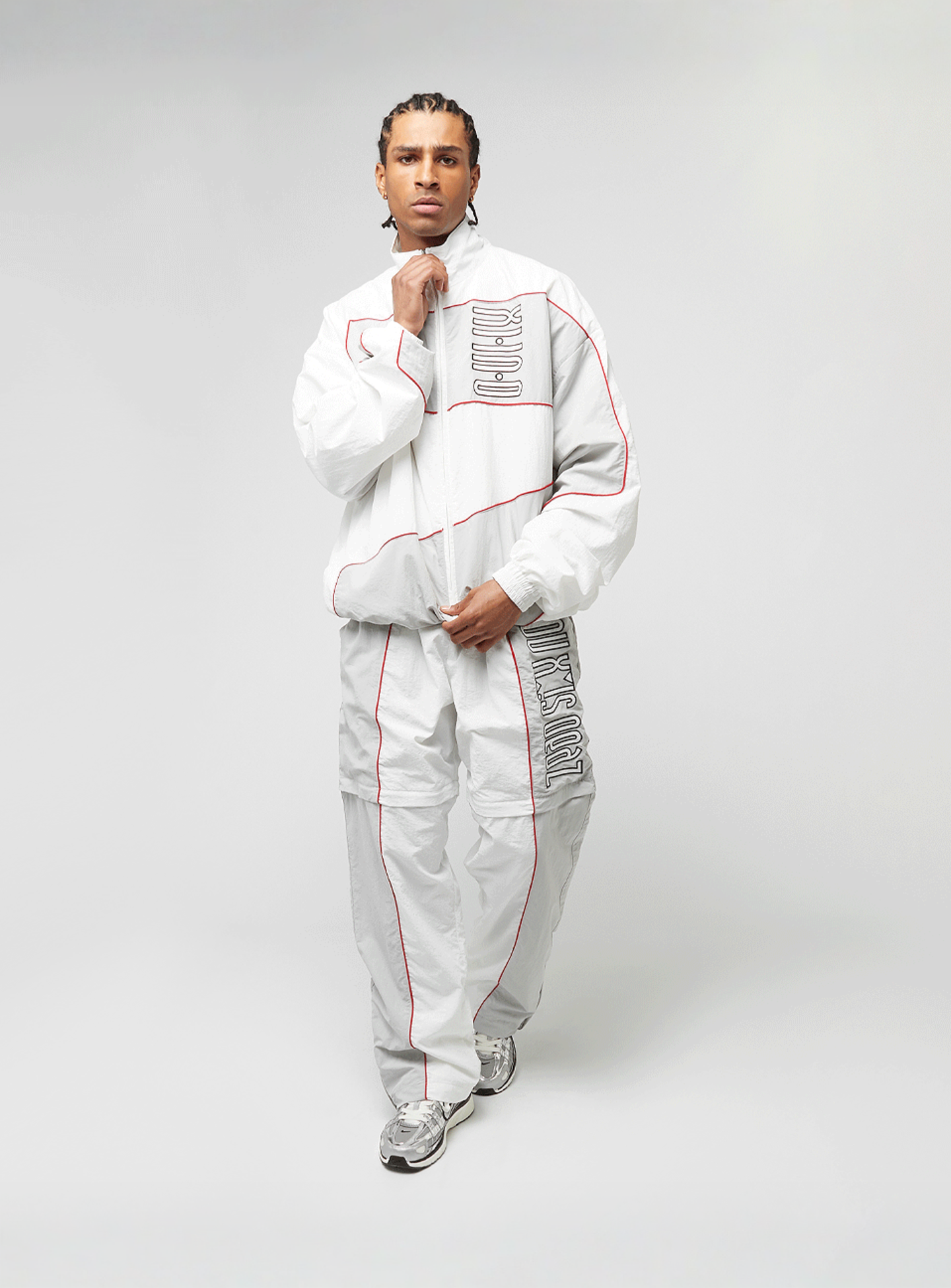 zəяo si:x nœf, Primary Logo Oversized Straight Leg Color Block Trackpants, white, Image 9 of 9
