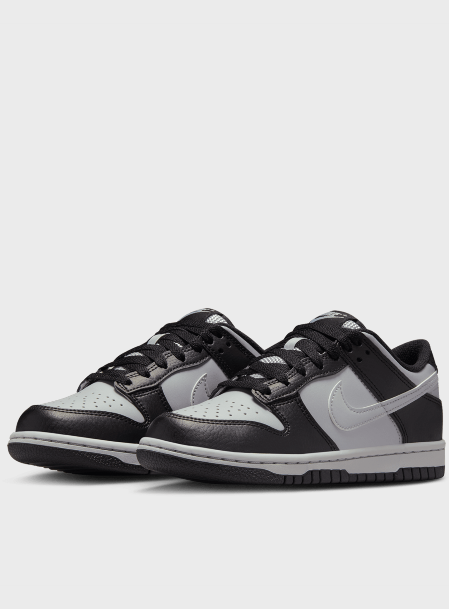 Nike, Dunk Low (GS), black, Image 4 of 9