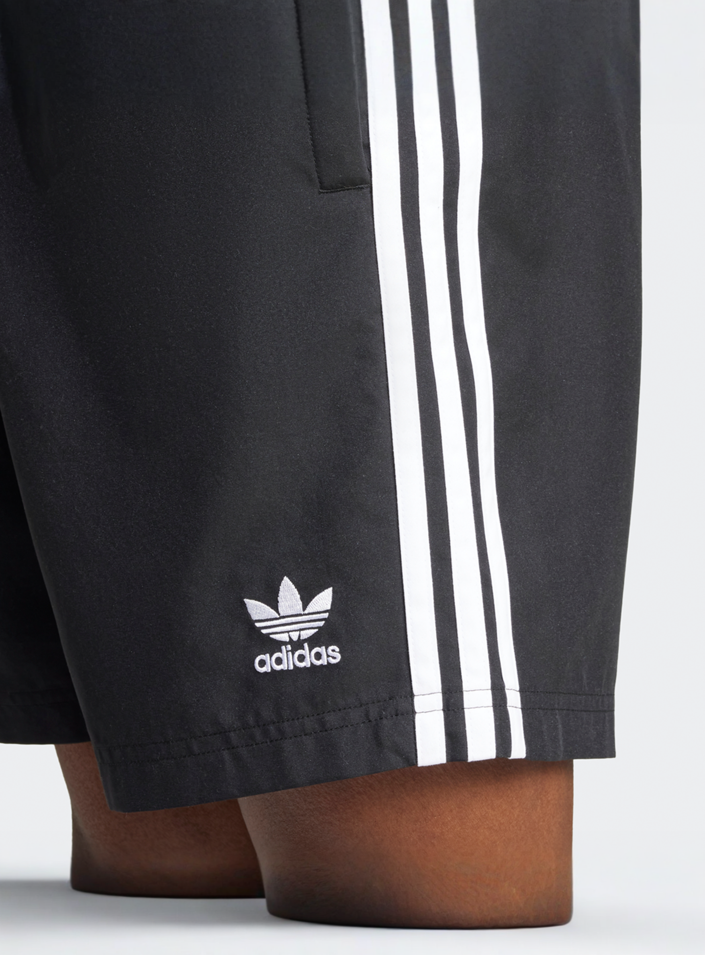 adidas Originals, 3-Streifen Schwimmshorts, black, Image 3 of 5