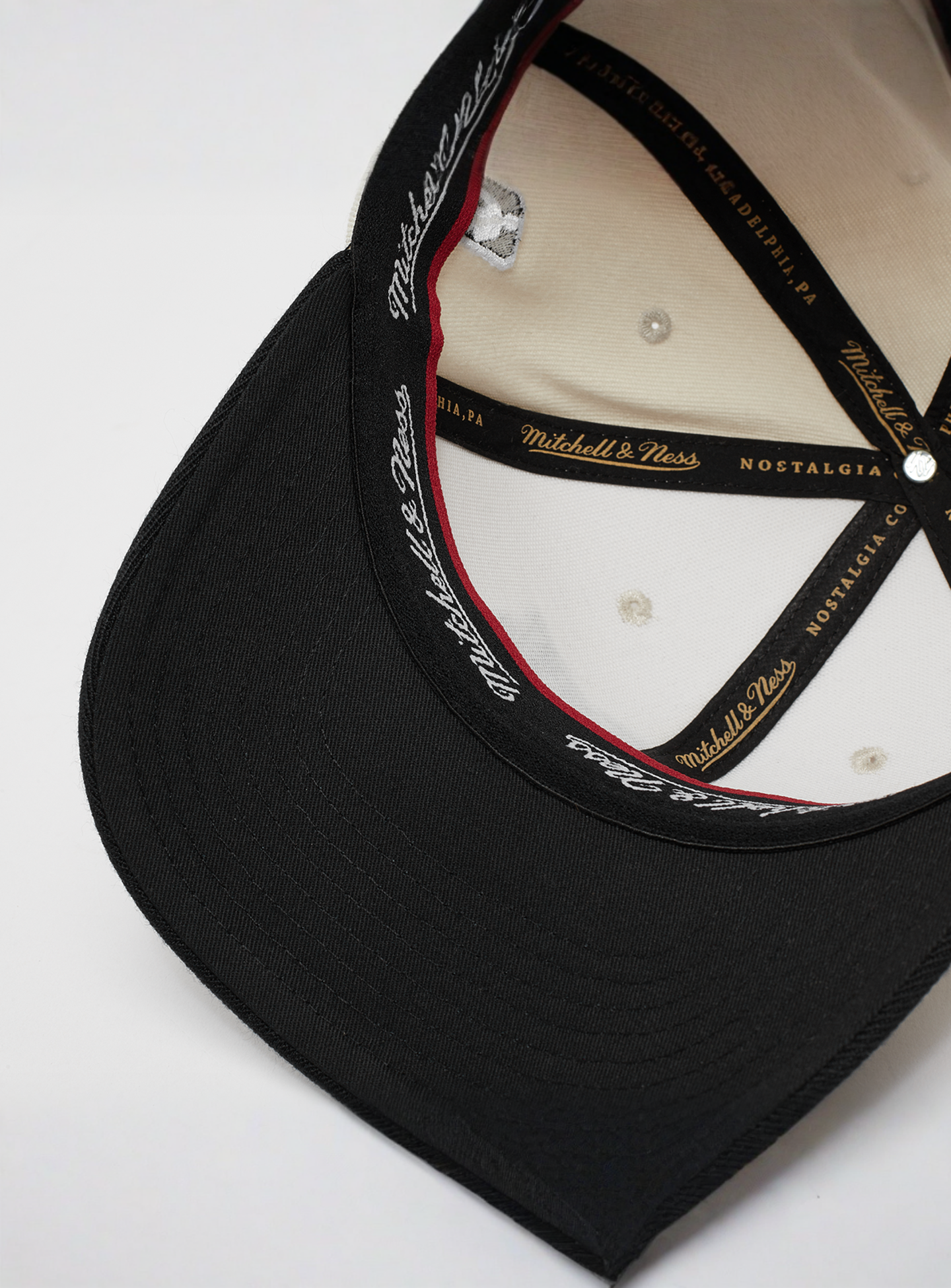 Mitchell & Ness, Lakers Classic Red Los Angeles Lakers, beige, Image 3 of 4