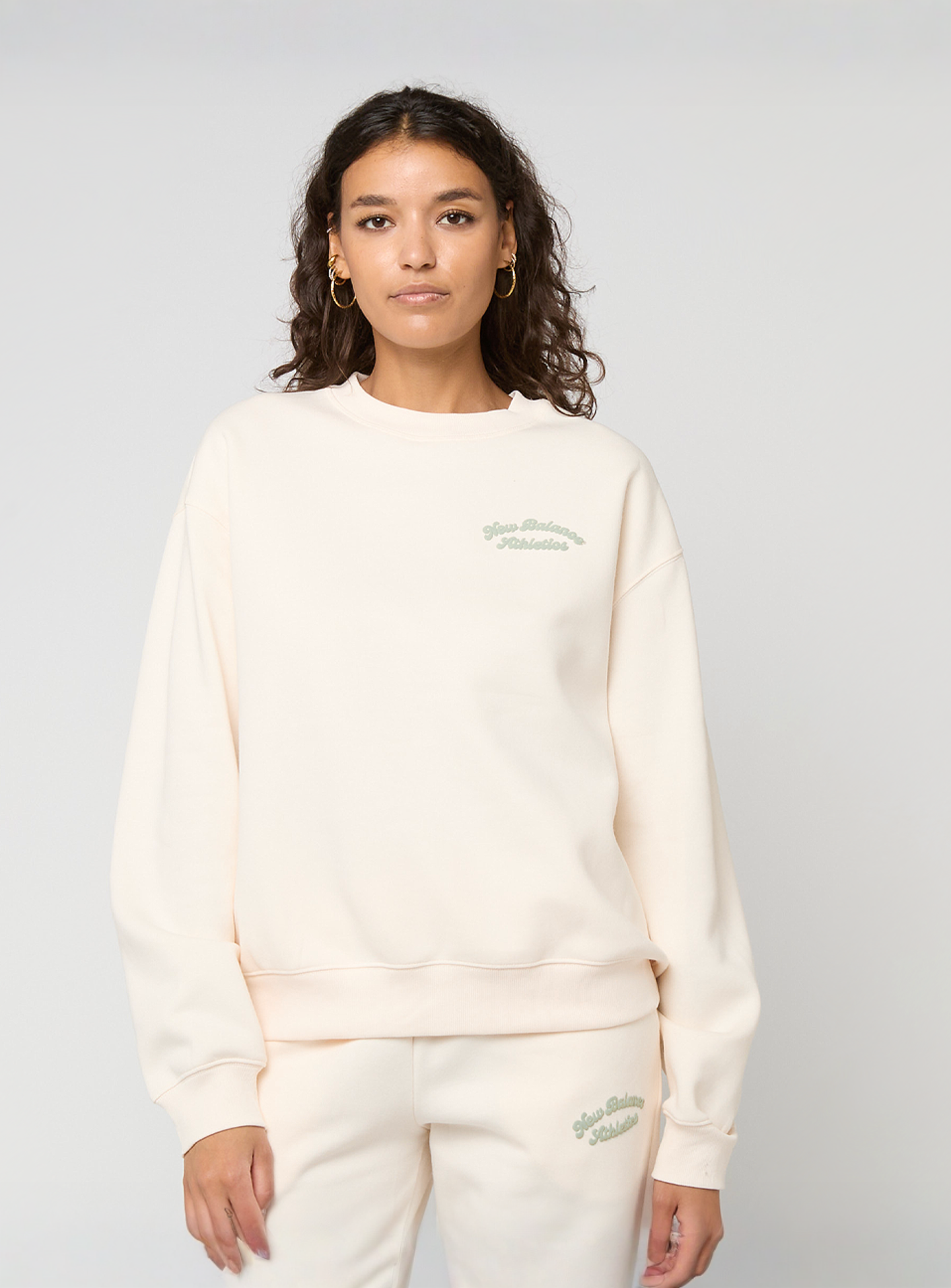 New Balance, Linear Heritage Fleece Crew, beige, Image 2 of 5