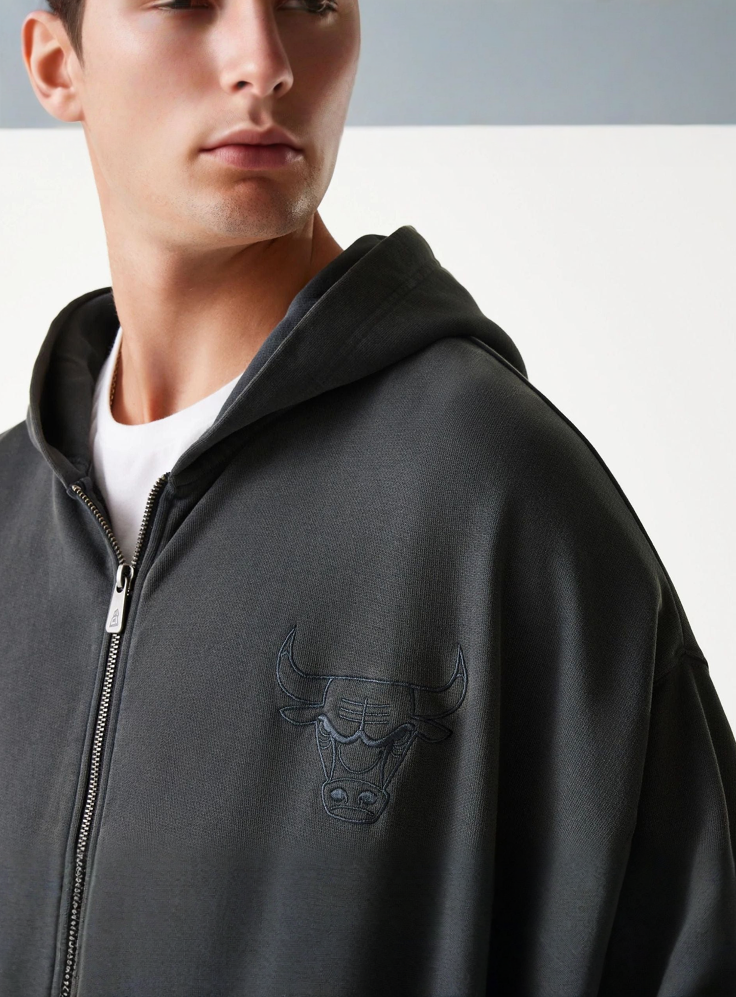 New Era, NBA Washed Full Zip Chicago Bulls, black, Image 4 of 6