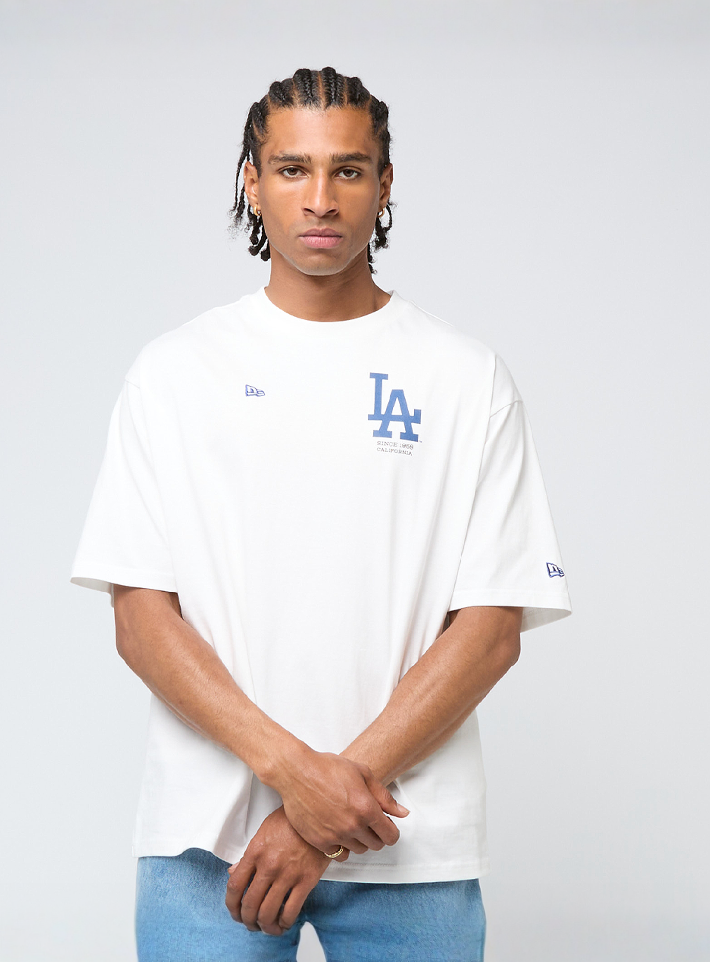 New Era, MLB Baseball Graphic Oversize Tee Los Angeles Dodgers, white, Image 2 of 6
