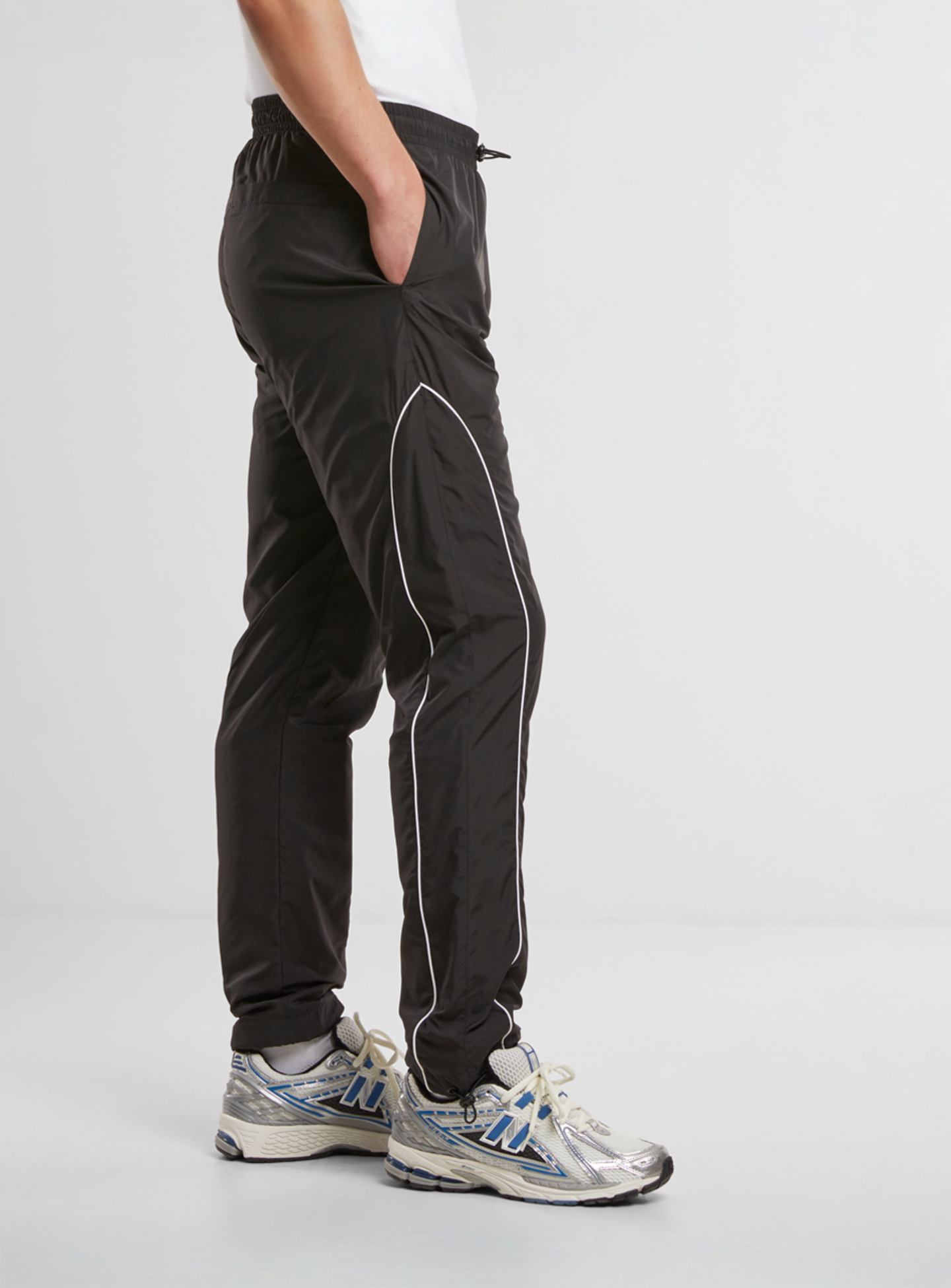 Urban Classics, Piped Panel Trackpants, black, Image 4 of 5