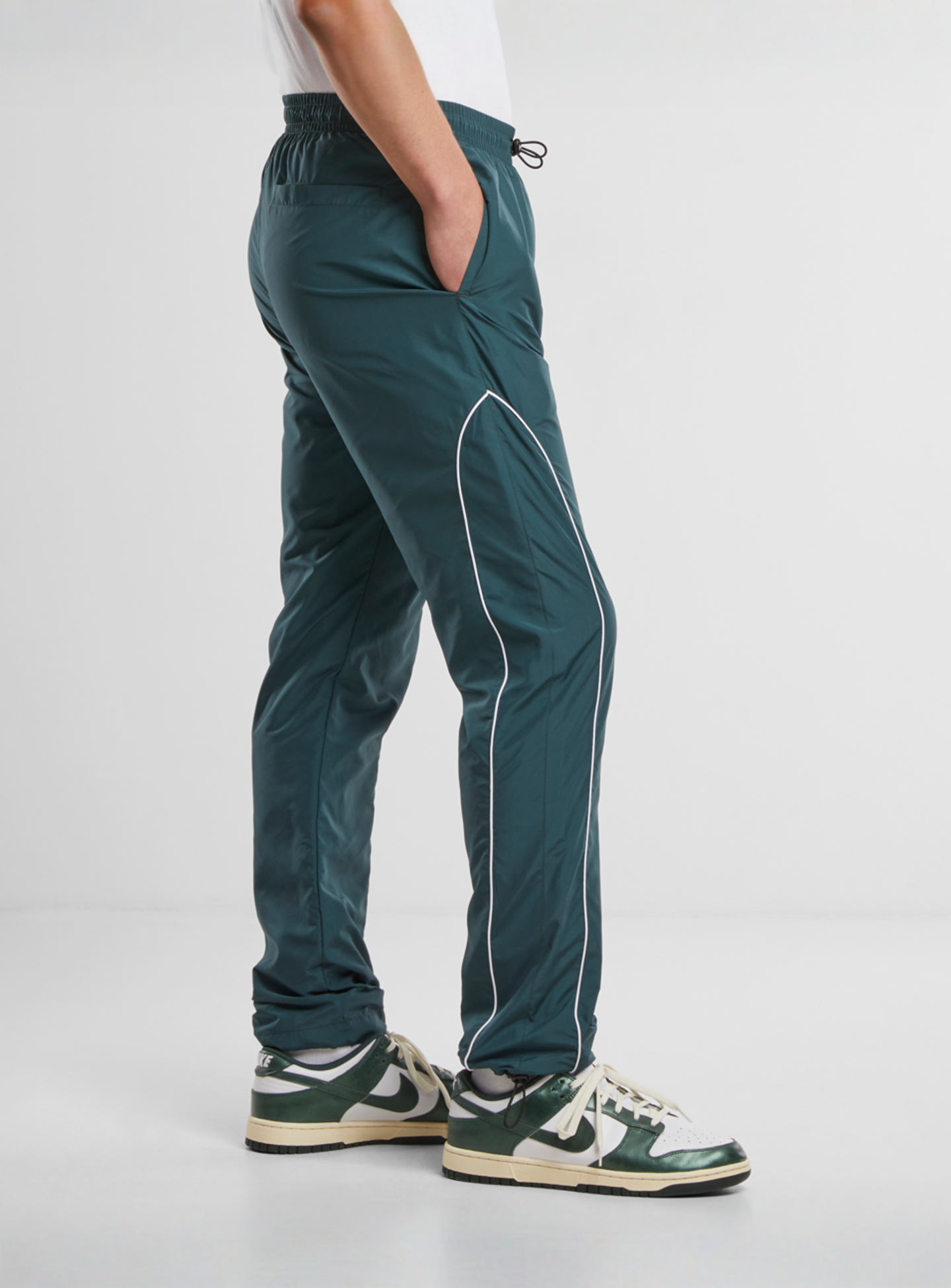 Urban Classics, Piped Panel Trackpants, green, Image 4 of 5