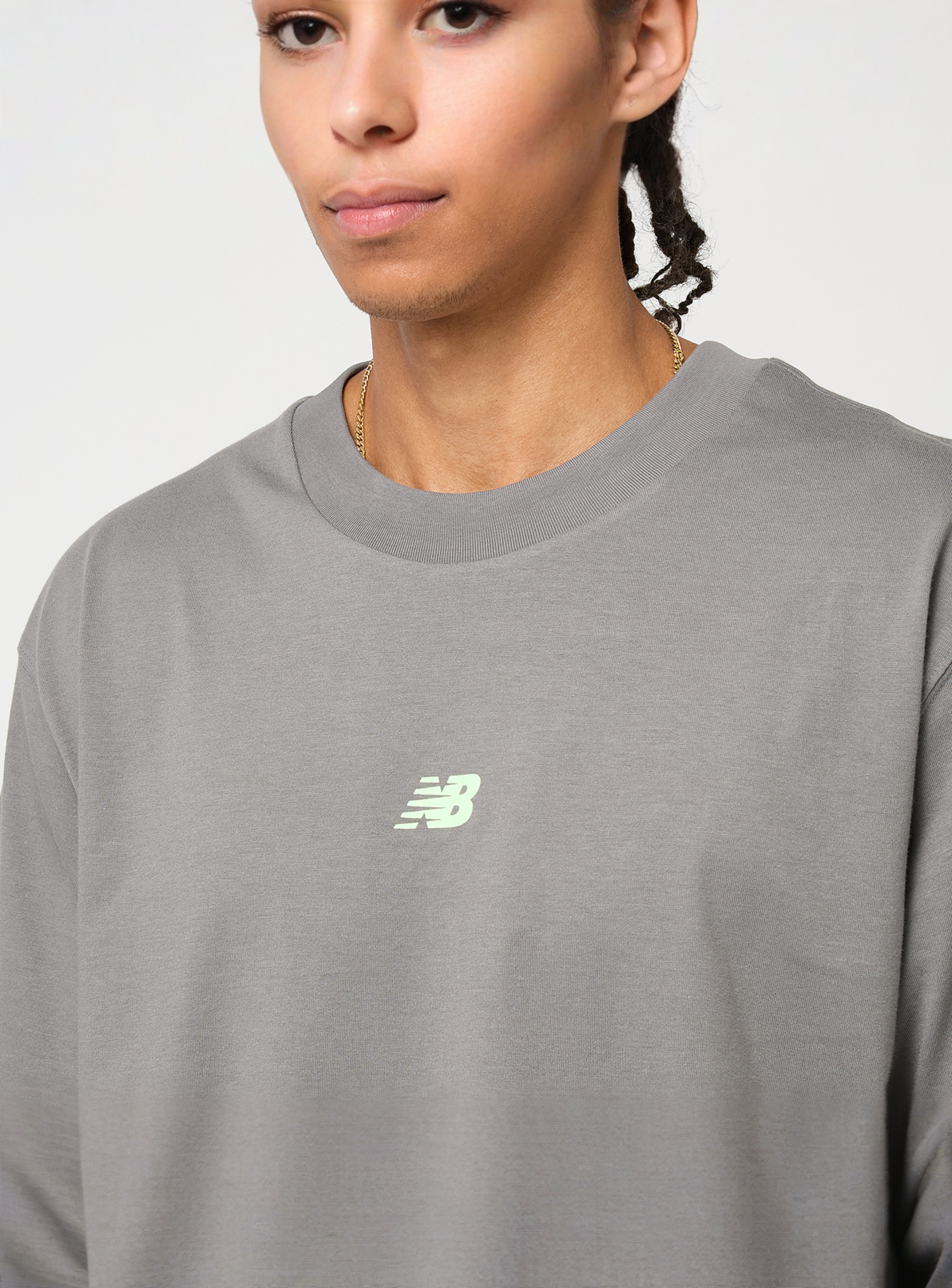New Balance, Back Print Graphic Tee, grey, Image 3 of 4