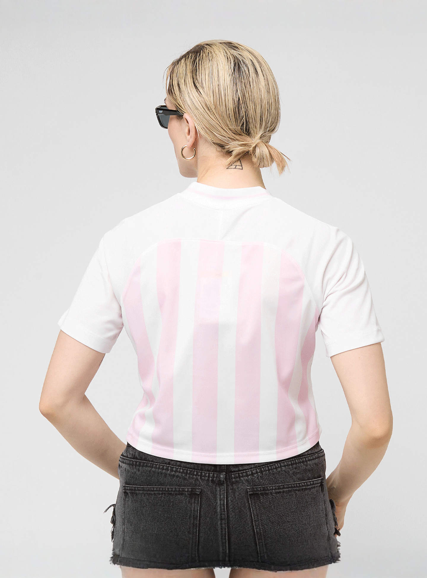 Nike, Sportswear Shortsleeve Crop Football Trend Top, white, Image 2 of 4