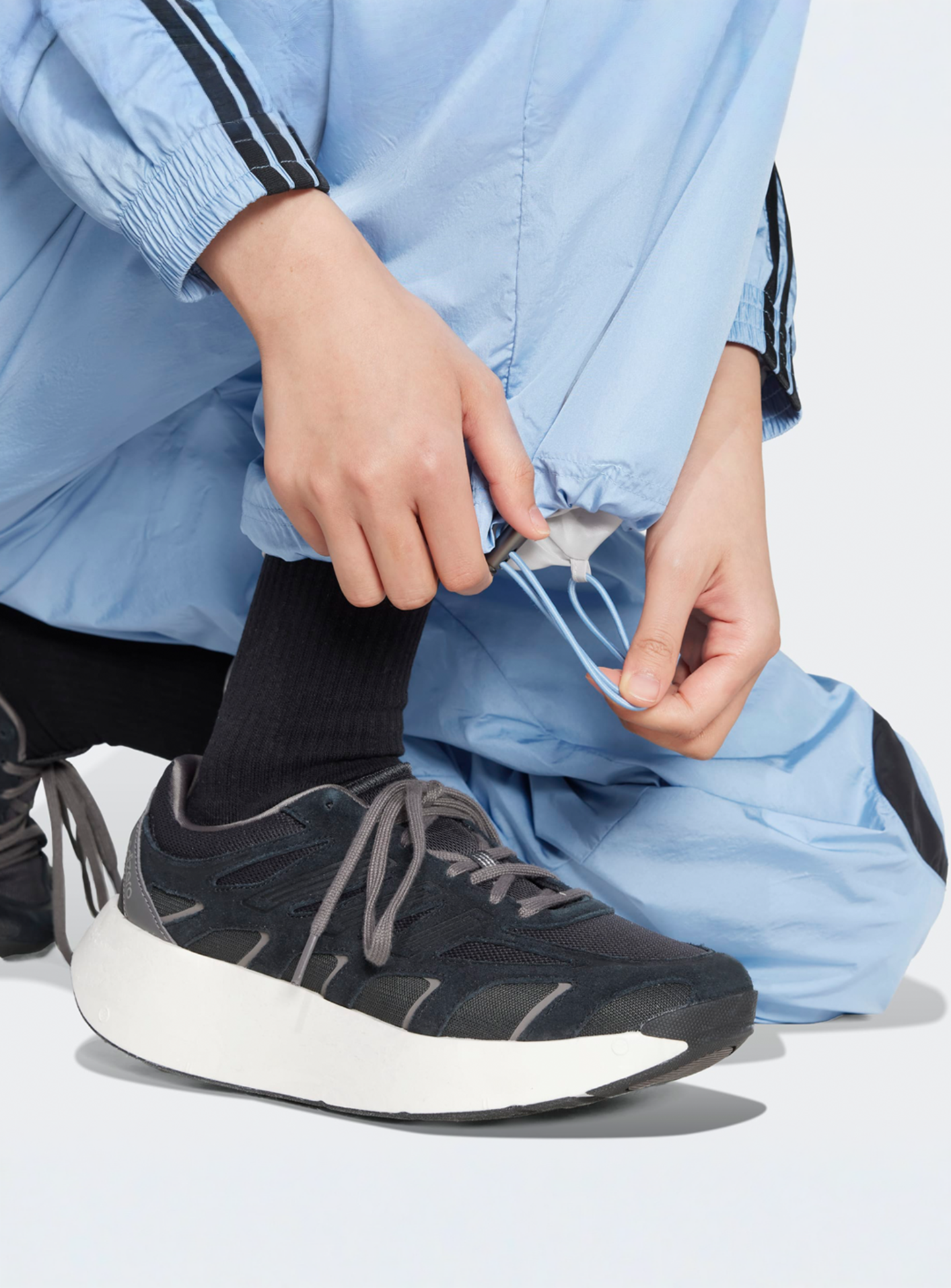 adidas Originals, Teamgeist Adicolor Oversized Track Pants, blue, Image 4 of 5