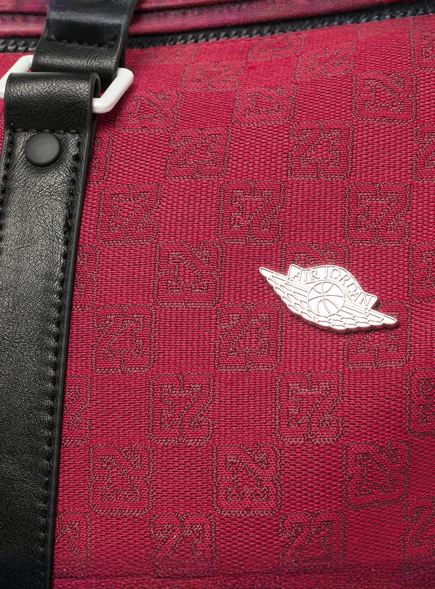 Jordan, Monogram Duffle Bag, red, Image 5 of 6