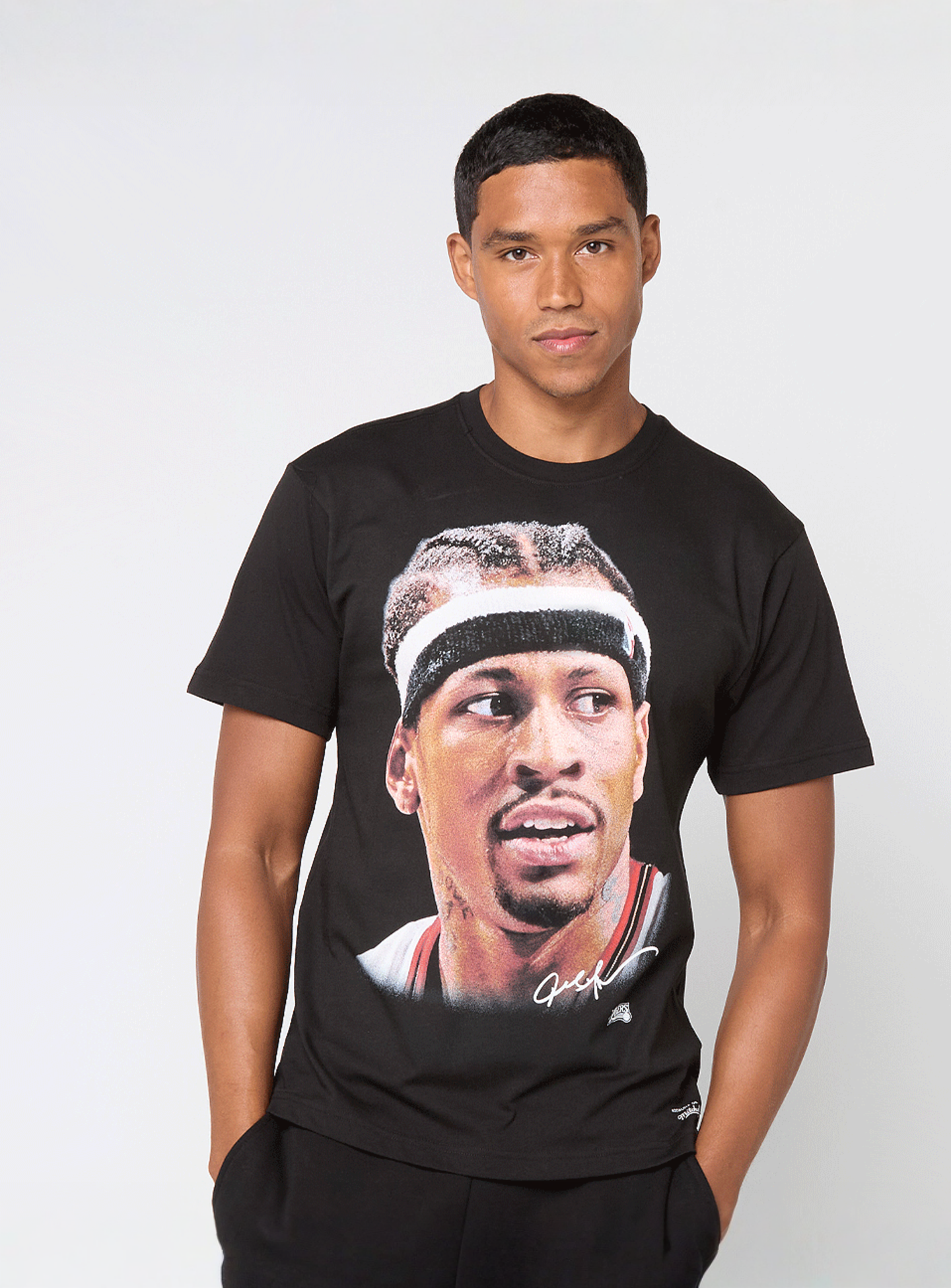 Mitchell & Ness, NBA Philadelphia 76ers Player Big Face Tee, black, Image 1 of 5