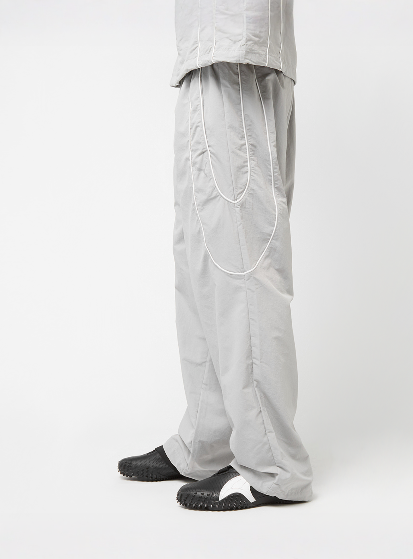 PUMA, Pumatech-X Relaxed Track Pant Woven, grey, Image 2 of 8