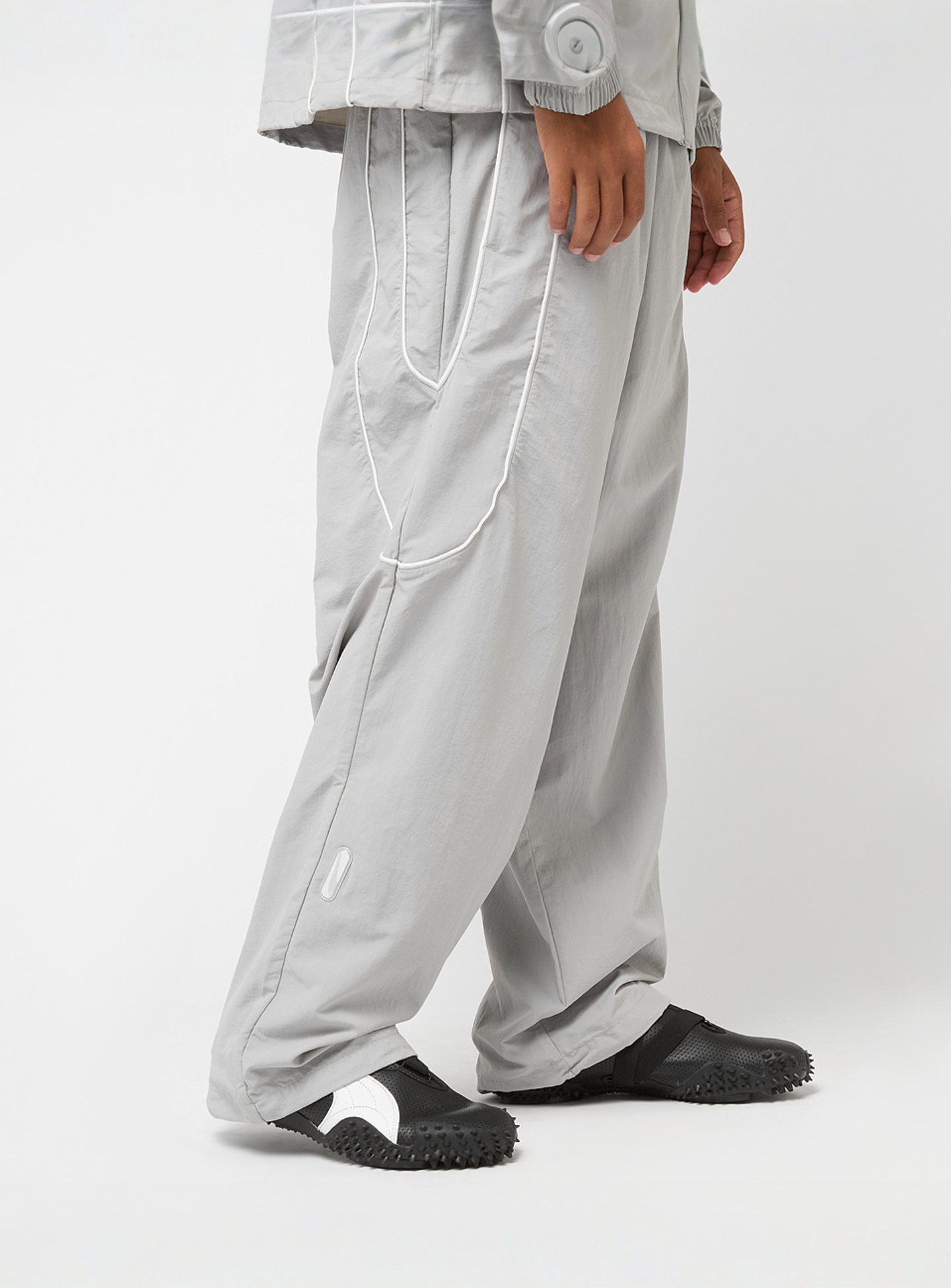 PUMA, Pumatech-X Relaxed Track Pant Woven, grey, Image 4 of 8