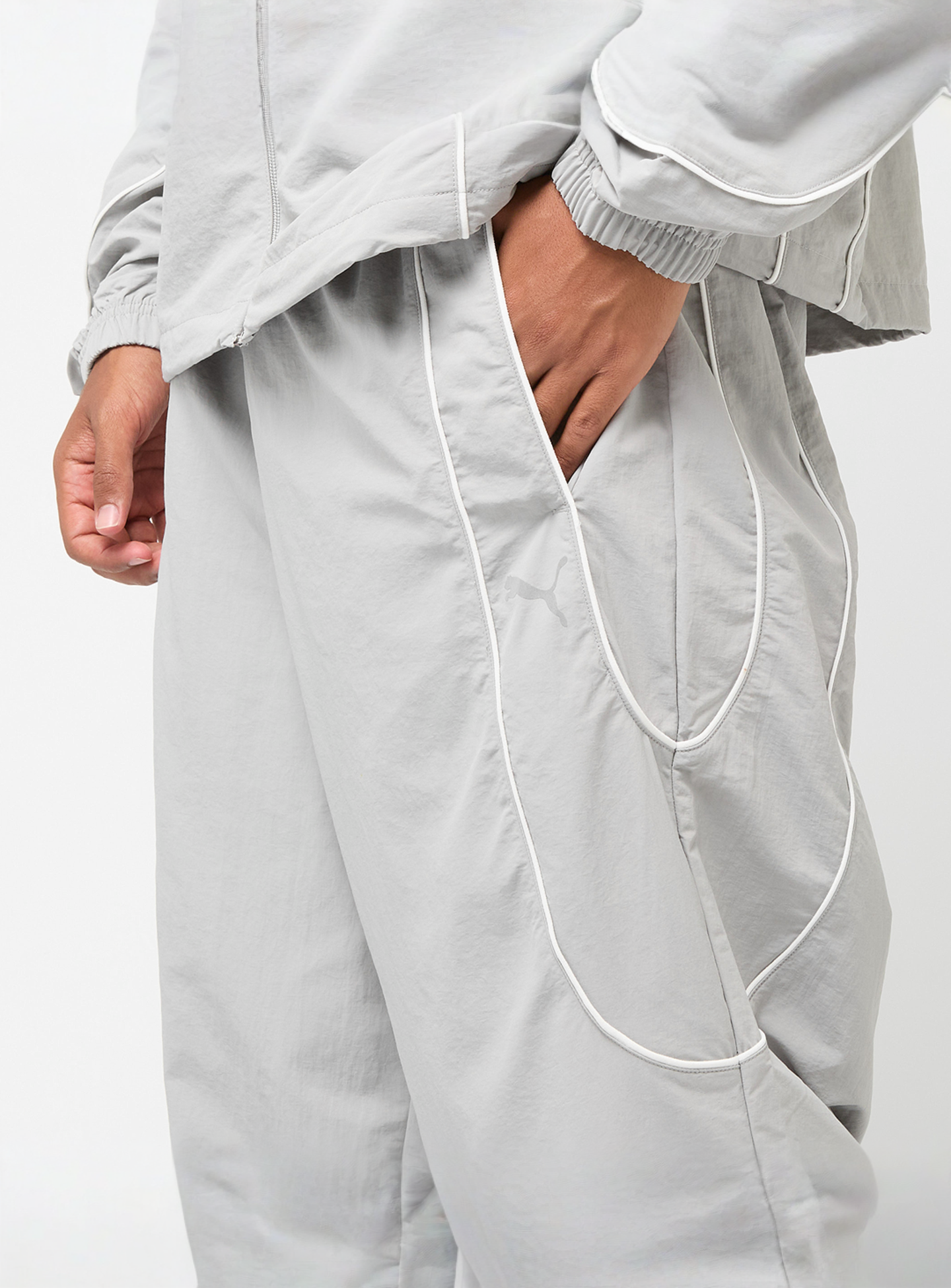 PUMA, Pumatech-X Relaxed Track Pant Woven, grey, Image 6 of 8