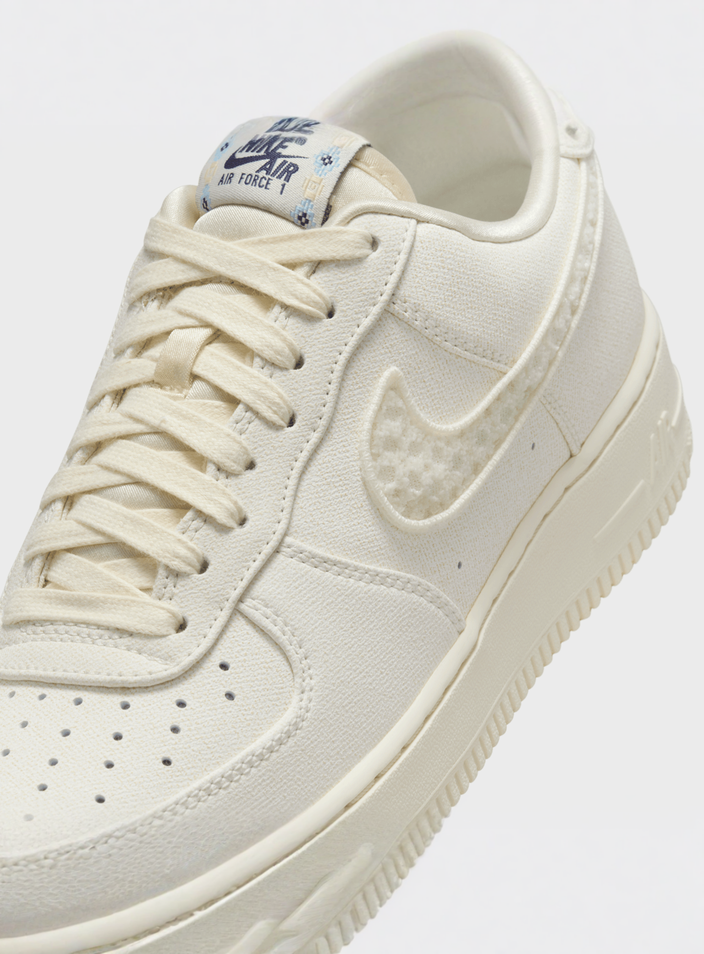 Nike, Air Force 1 '07 LX, beige, Image 7 of 9