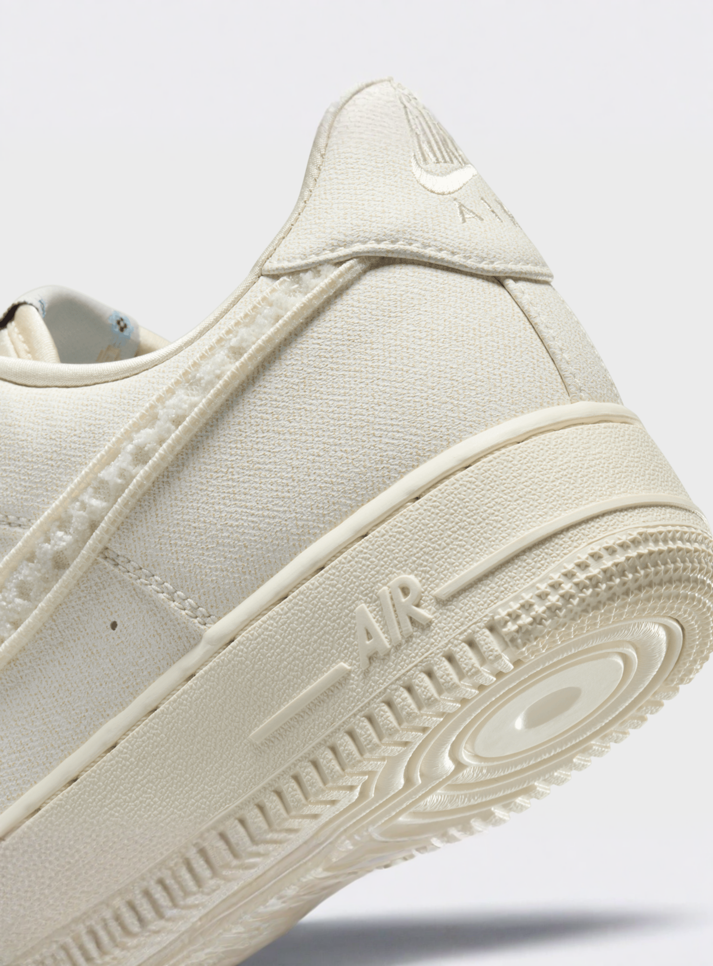 Nike, Air Force 1 '07 LX, beige, Image 8 of 9