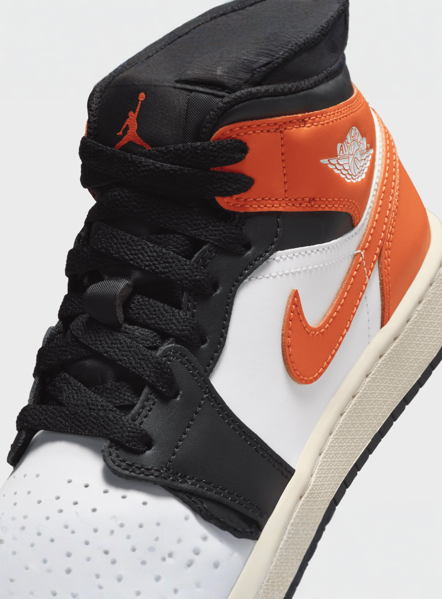 Jordan, Jordan 1 Mid (GS), black, Image 7 of 8