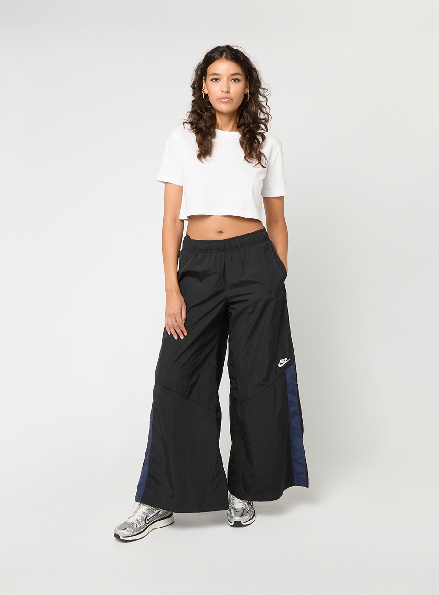 Nike, Sportswear Wide Leg Woven Pants, black, Image 6 of 6