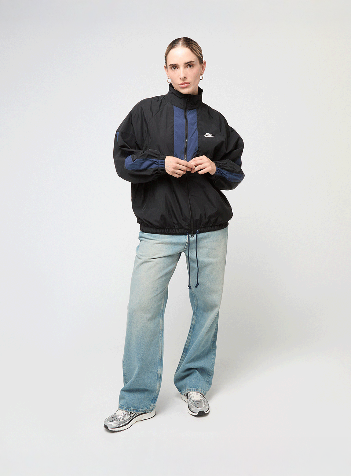 Nike, Sportswear Oversized Windrunner Jacket, black, Image 8 of 8