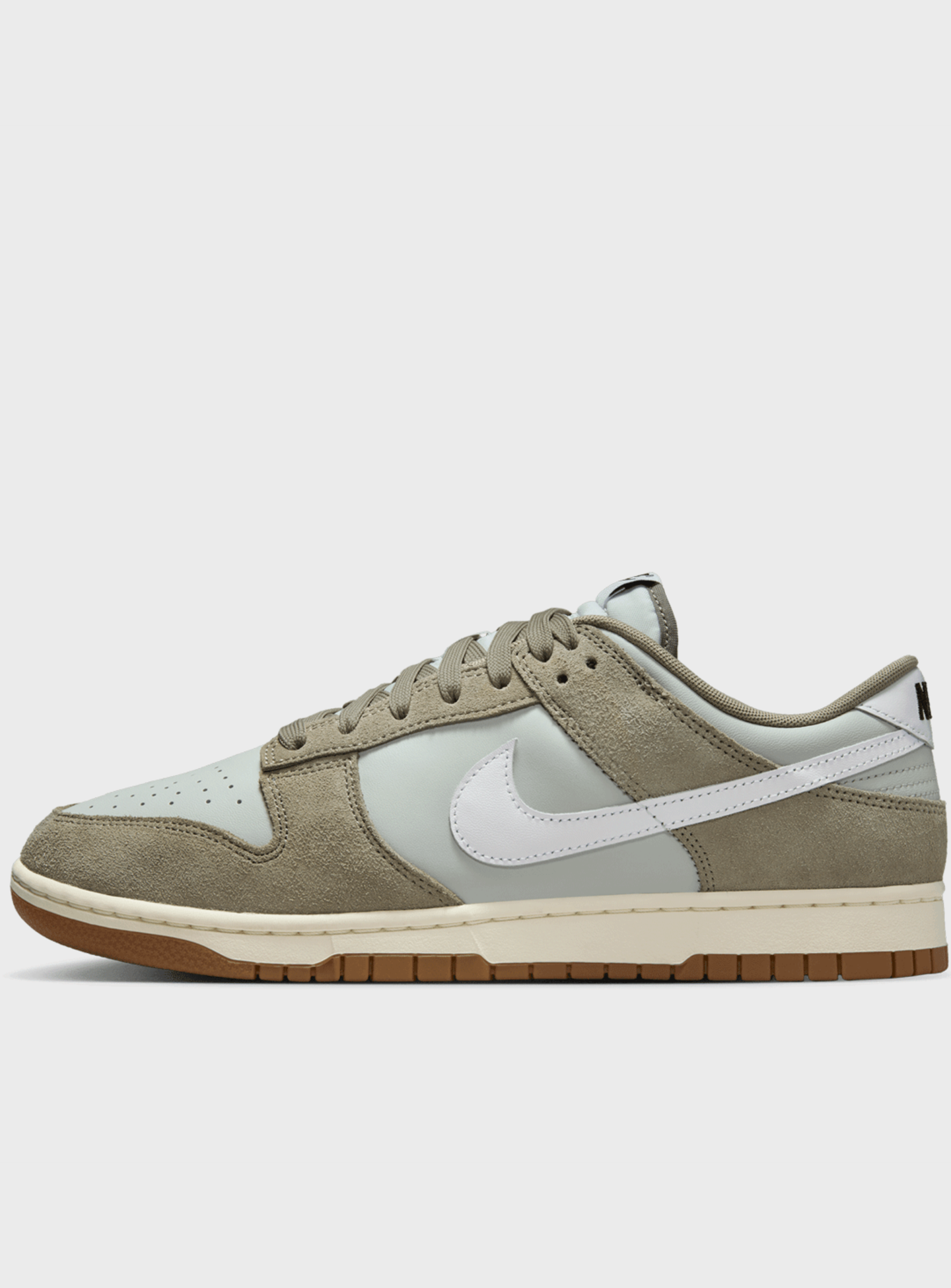 Nike, Dunk Low Retro, green, Image 1 of 9