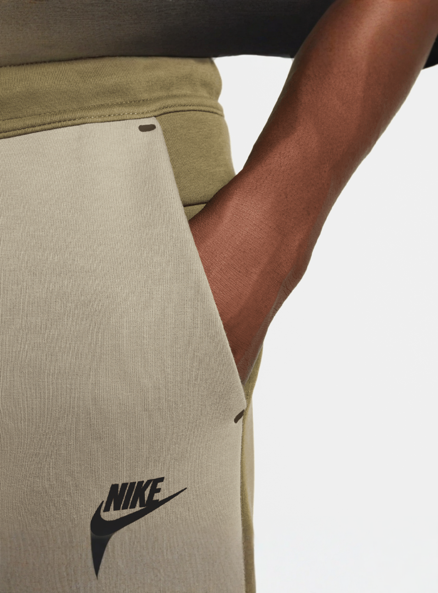 Nike, Tech Fleece Jogger, green, Image 4 of 7