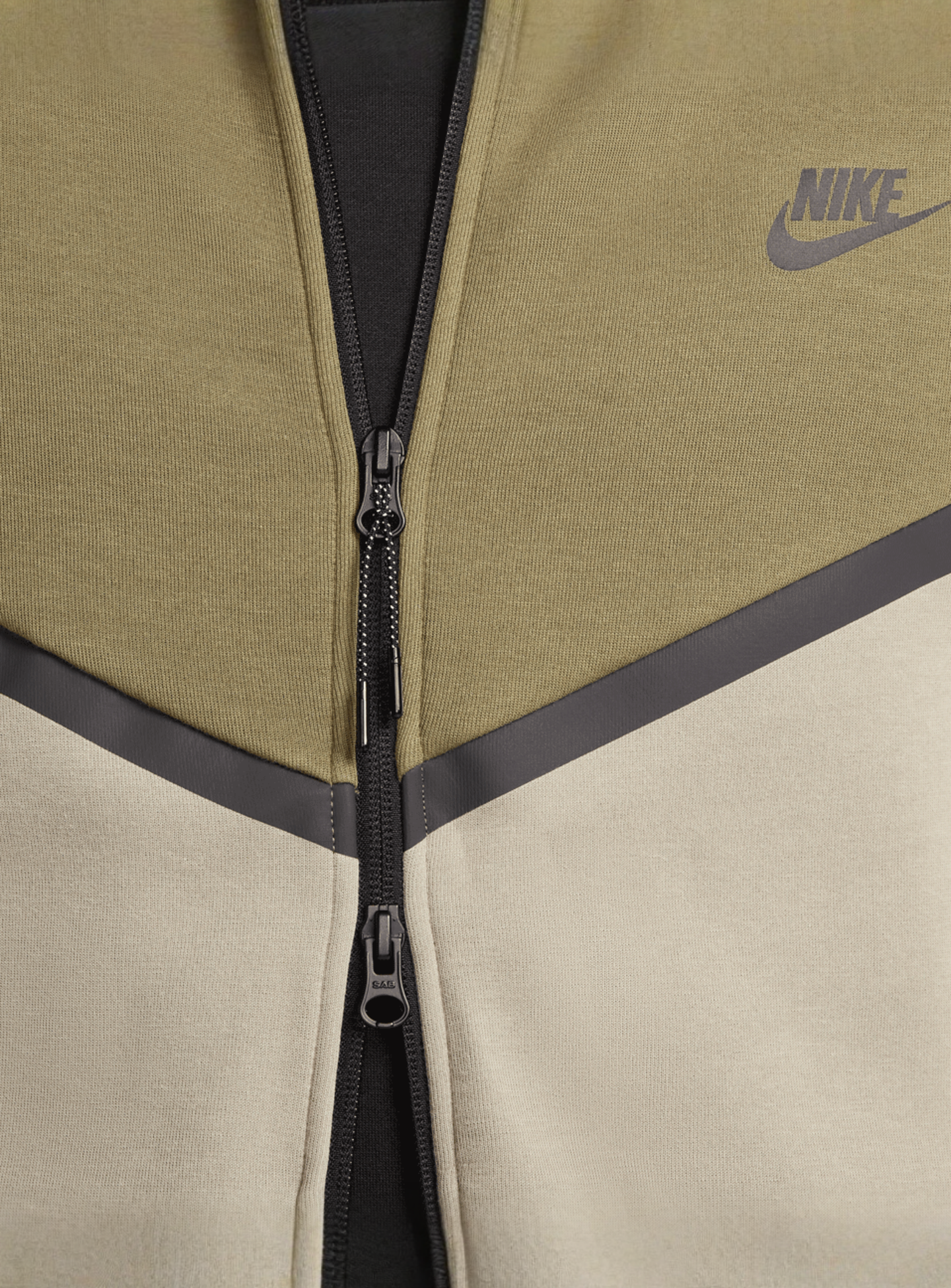 Nike, Tech Fleece Full Zip Windrunner Hoodie, green, Image 5 of 8