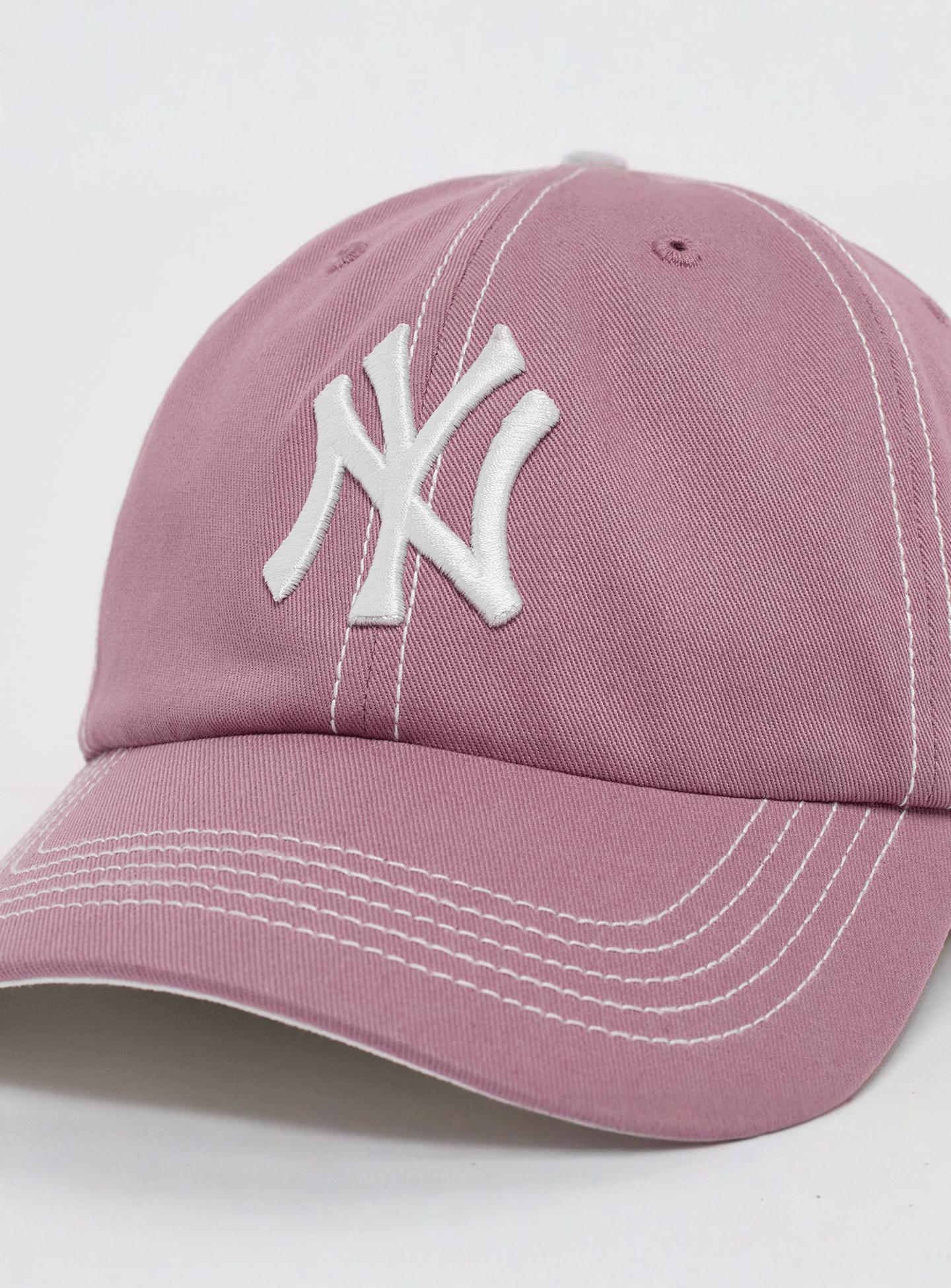 '47, Clean Up Contrast Stitch MLB New York Yankees, light pink, Image 4 of 4