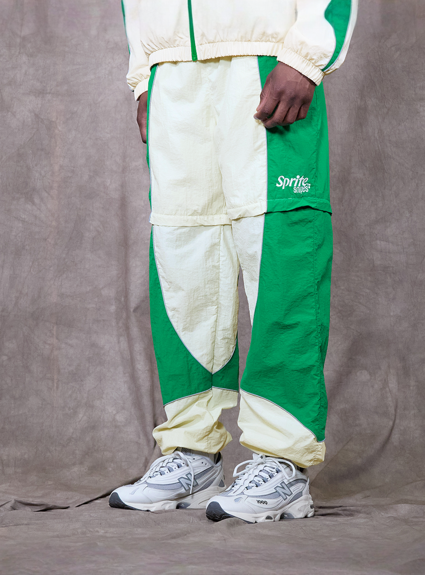 Sprite x SNIPES, Zip Off Colorblock Track Pants, green, Image 2 of 9