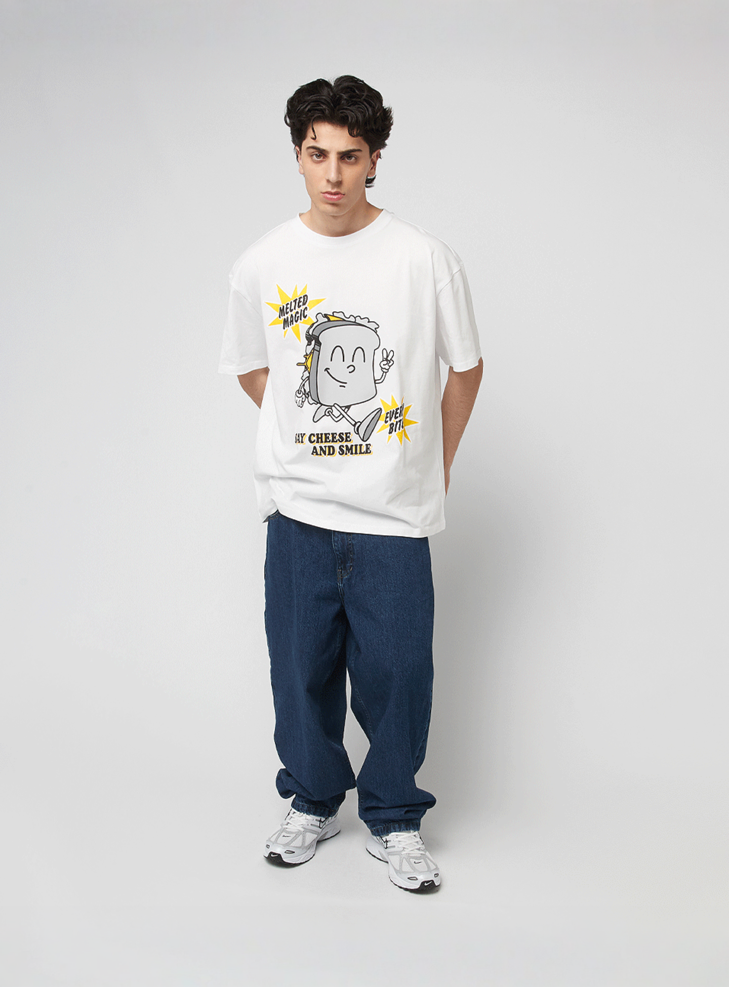 Mister Tee, Cheese And Smile Oversize Tee, white, Image 4 of 4