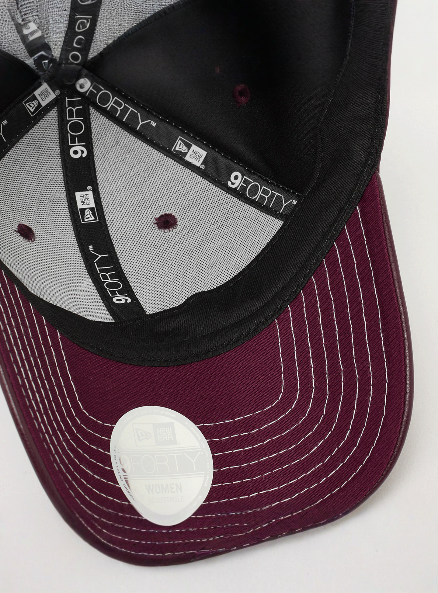 New Era, FEMALE 9FORTY Topstitch PU New York Yankees, red, Image 3 of 4