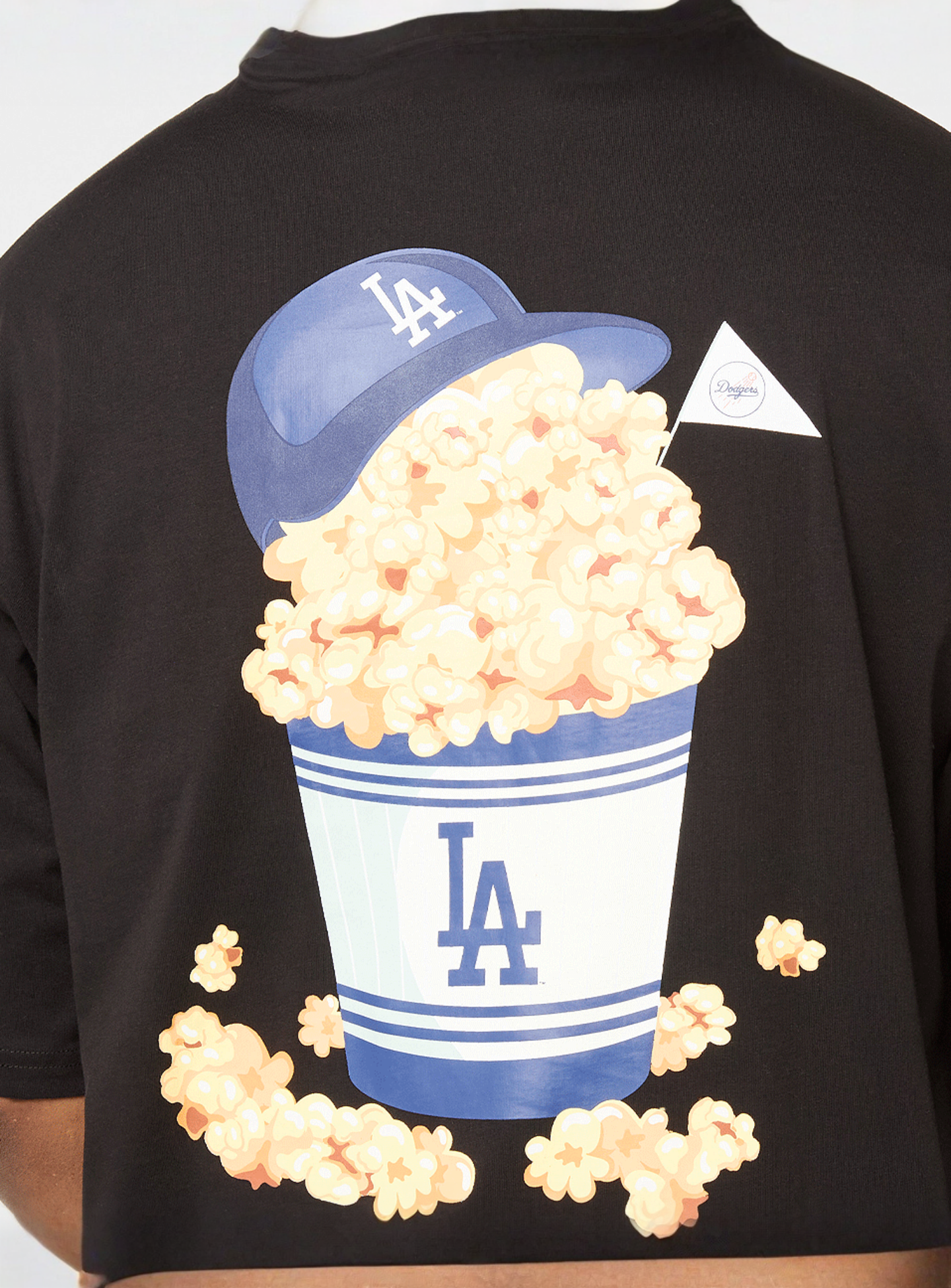New Era, MLB Food Graphic Oversized Tee Los Angeles Dodgers, black, Image 5 of 6