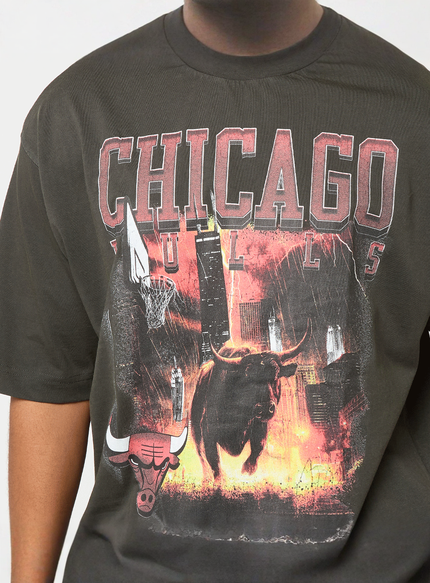 New Era, NBA Washed Graphic Tee Chicago Bulls, grey, Image 3 of 4
