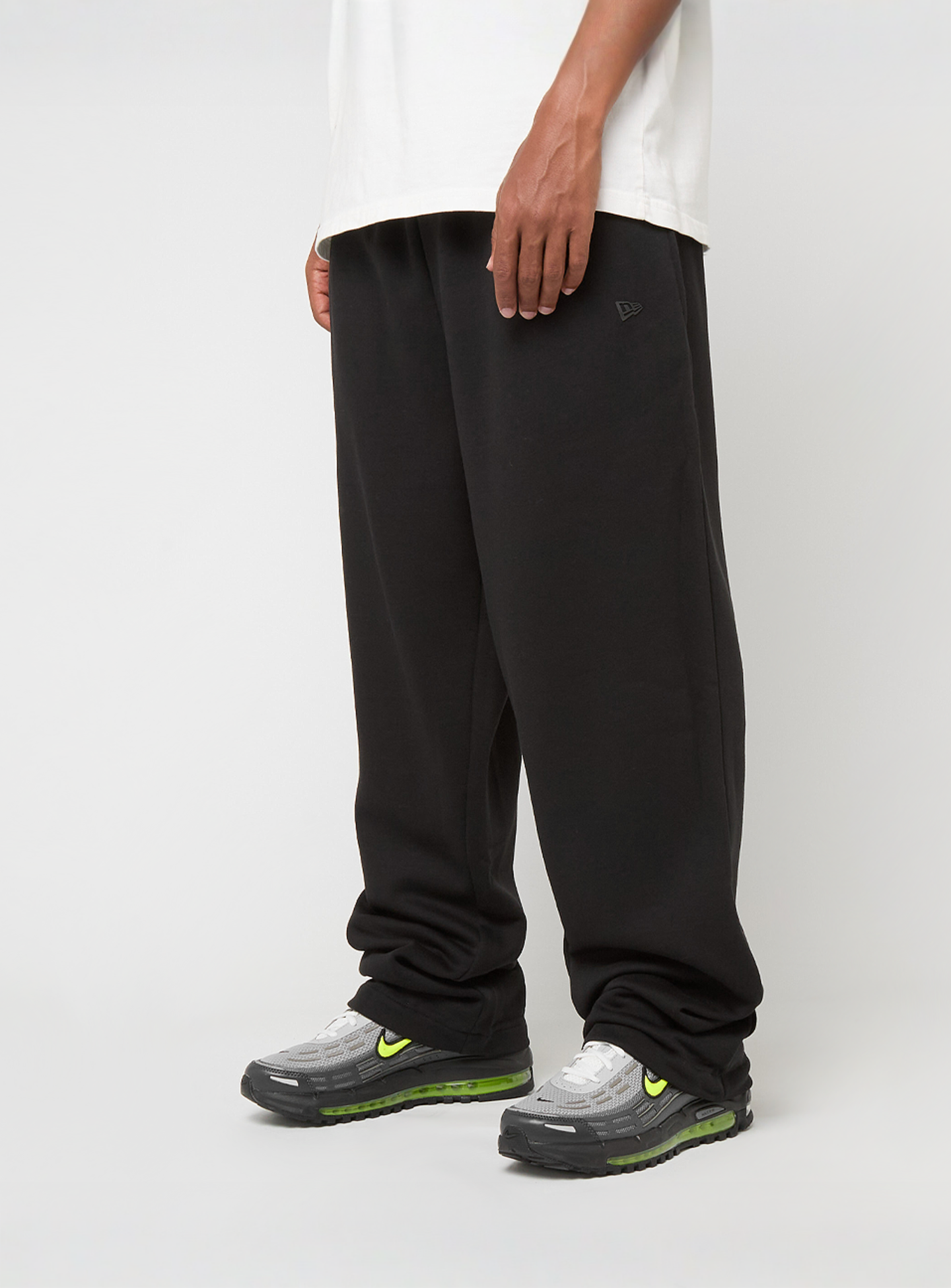 New Era, NEW ERA STRAIGHT LEG JOGGER NEW ERA BLK, black, Image 1 of 4