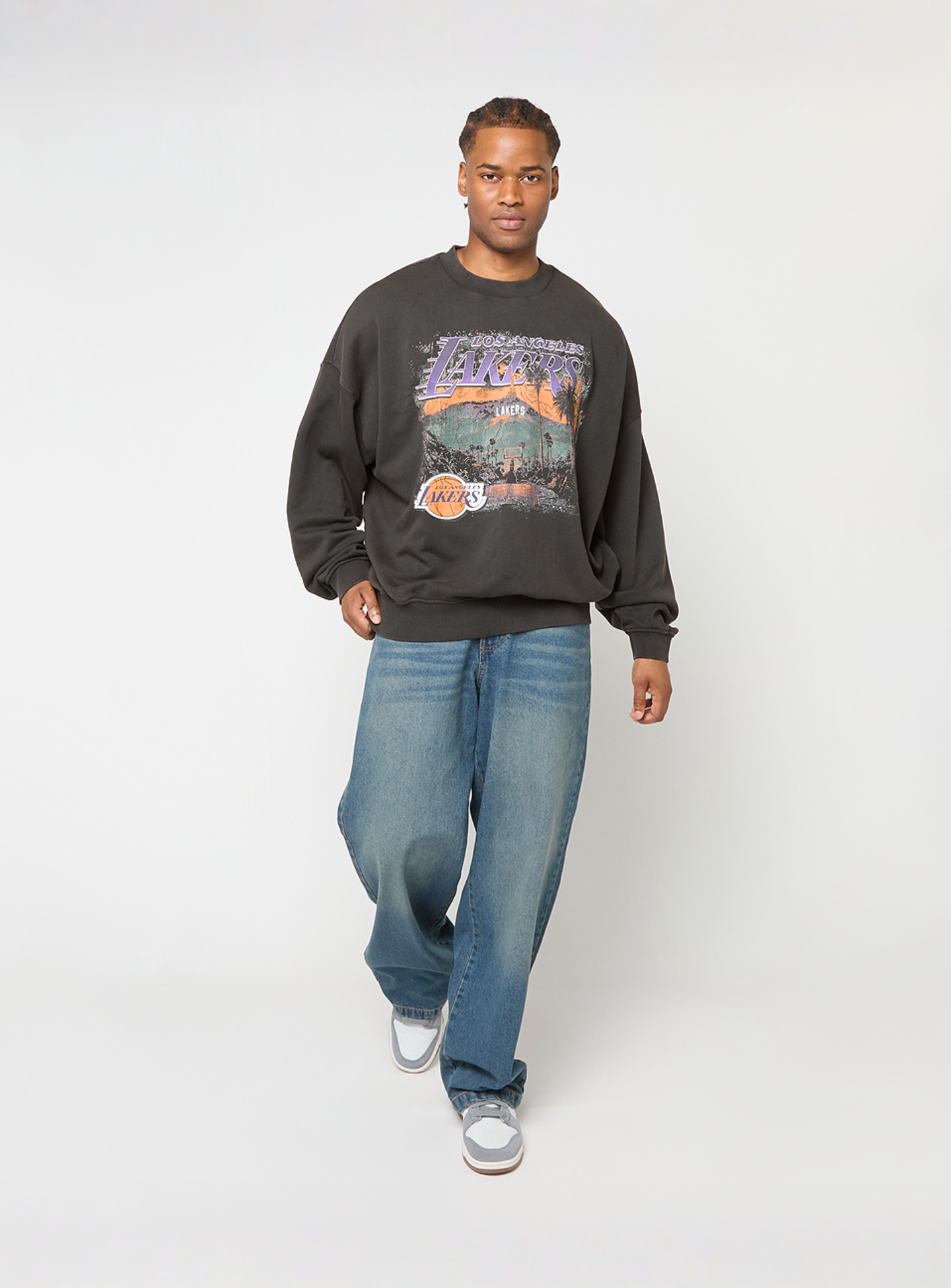 New Era, NBA Washed Graphic Oversized Crew Los Angeles Lakers, multi-colour, Image 4 of 4