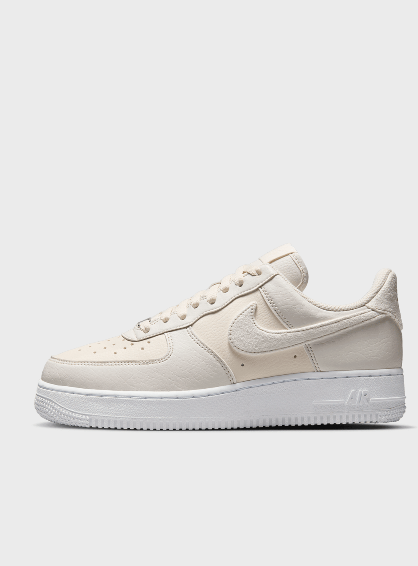 Nike, WMNS Air Force 1 '07 Next Nature, beige, Image 1 of 8