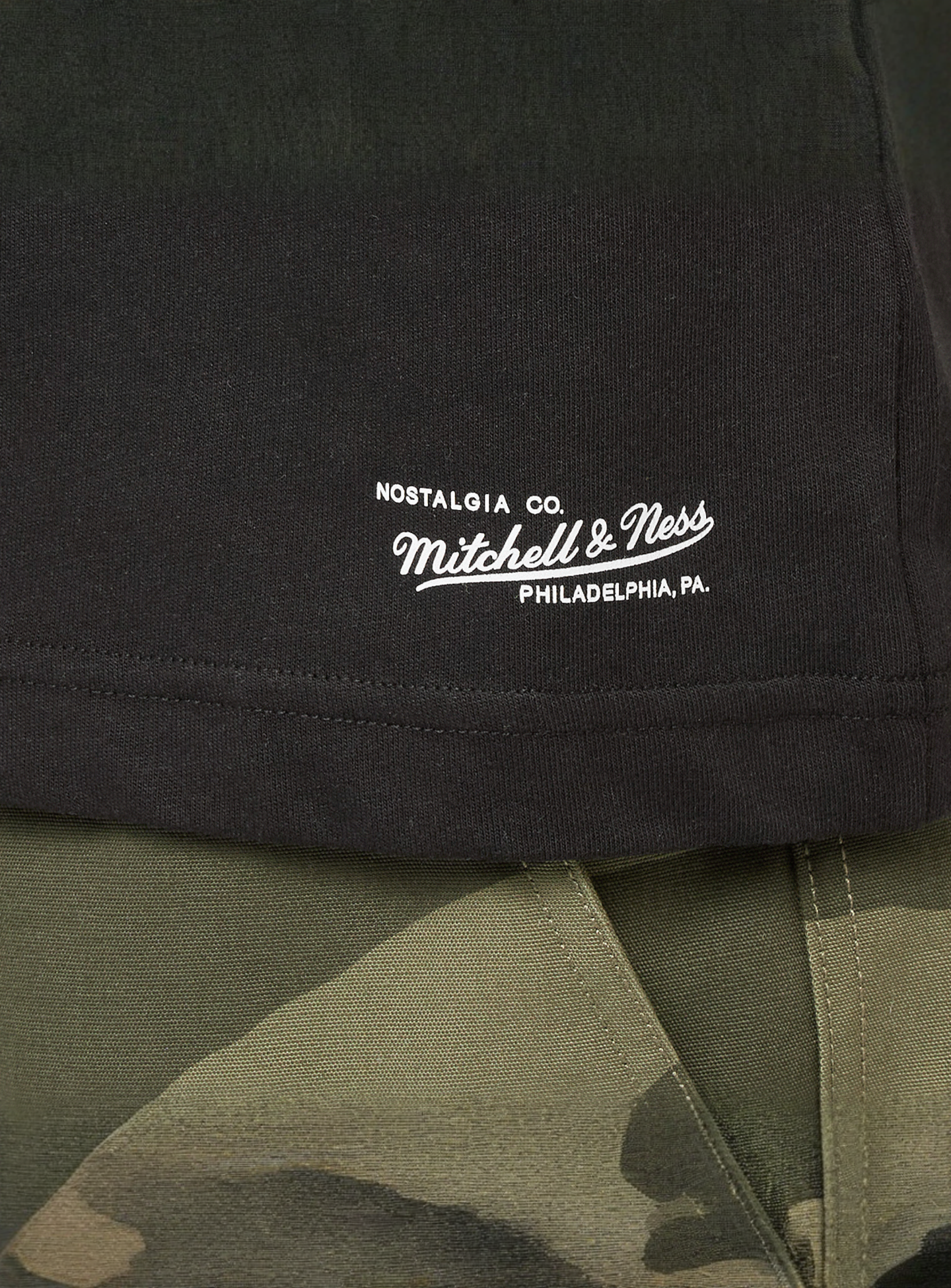 Mitchell & Ness, NBPA Real Big Face Tee Giannis Antetokounmpo, black, Image 4 of 5