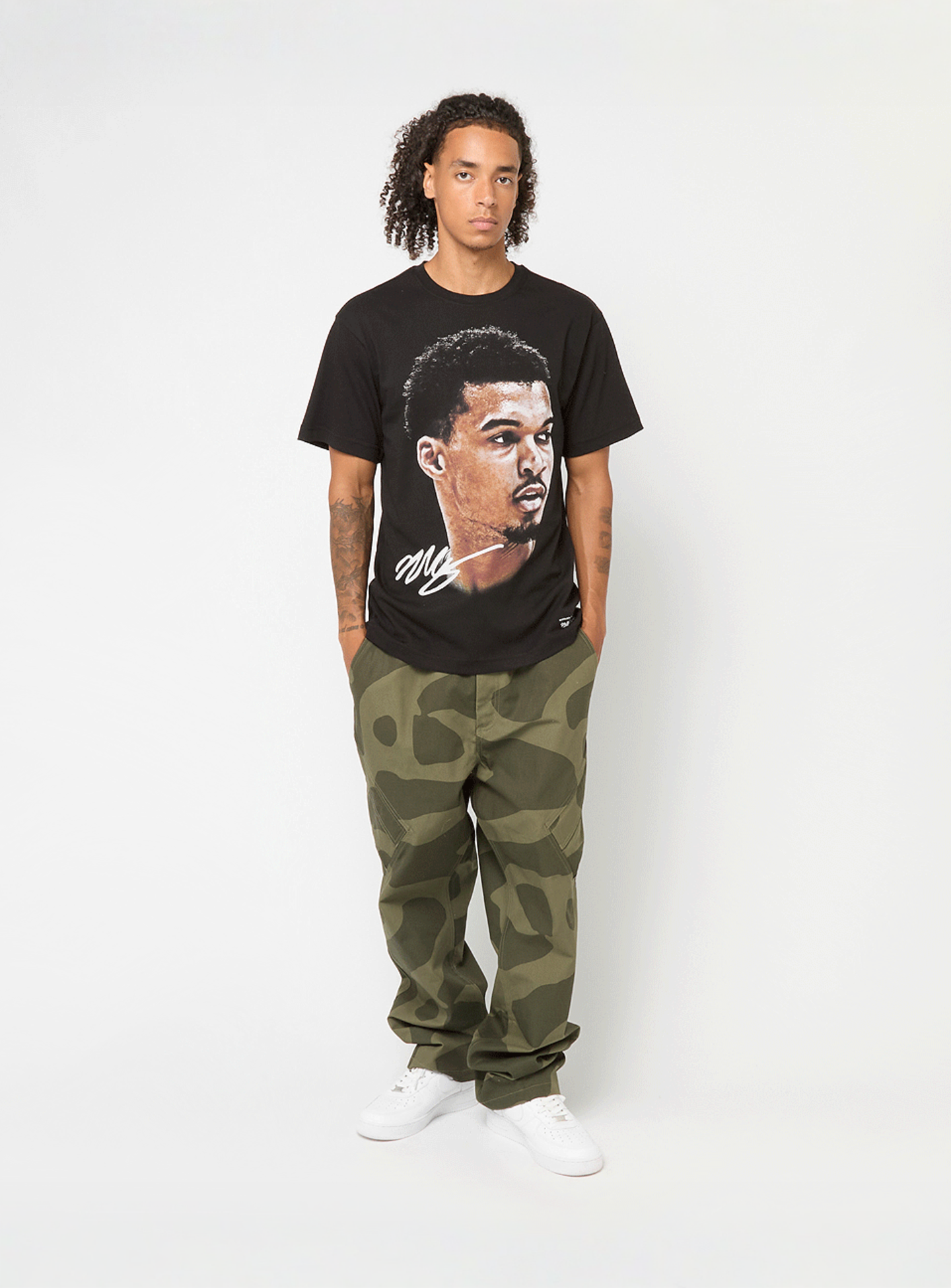 Mitchell & Ness, NBPA Real Big Face Tee Victor Wembanyama, black, Image 5 of 5