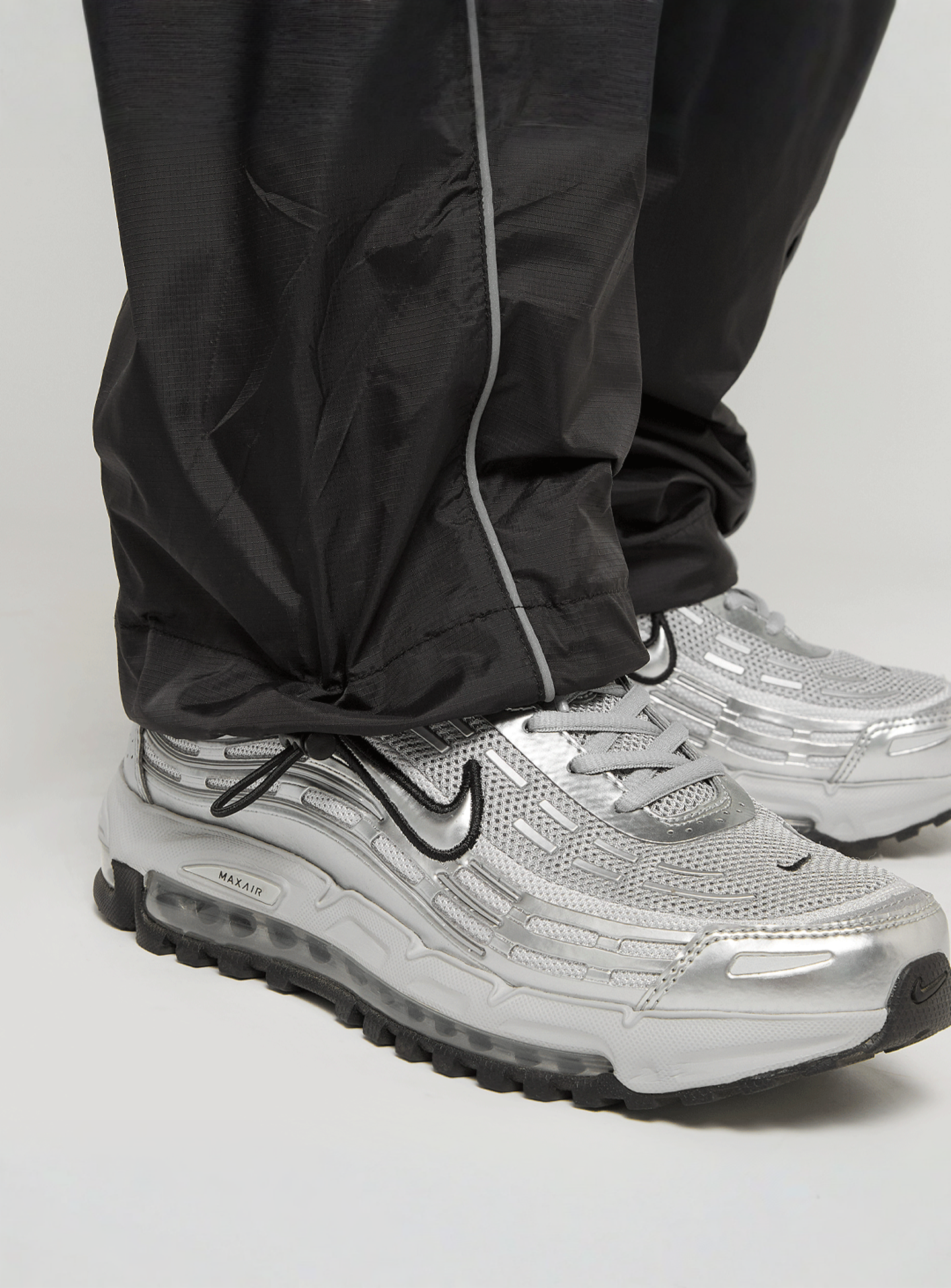 SNIPES, S Cube Essential Track Pants, black, Image 4 of 6